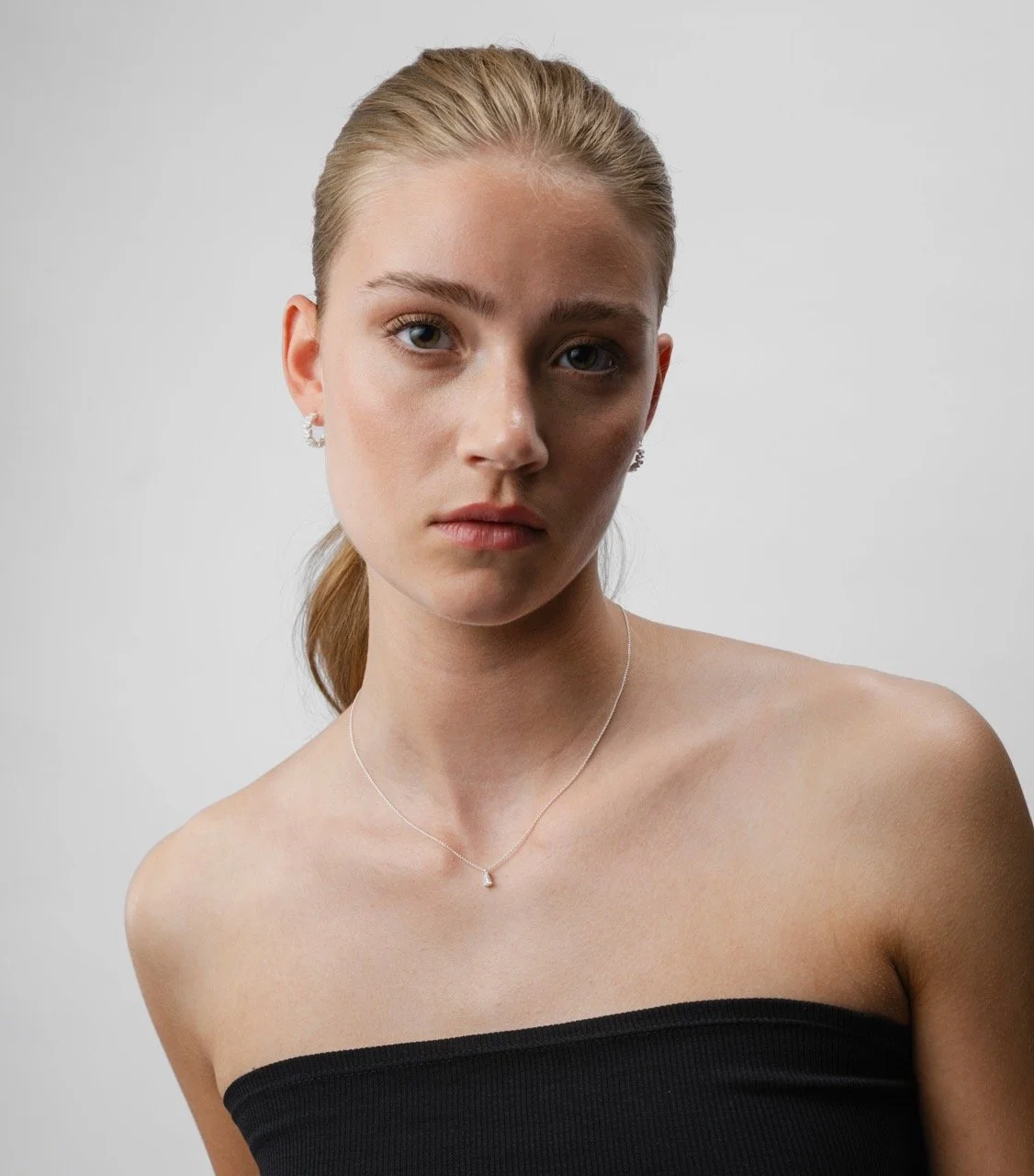 Syster P Ohrringe Iggy Silver Silber mit Steinen.jpeg