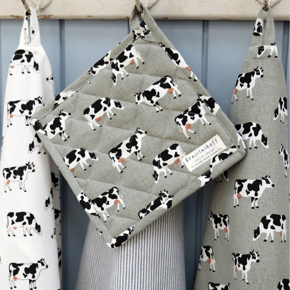 Krasilnikoff Geschirrtuch Kuehe Grau.jpeg