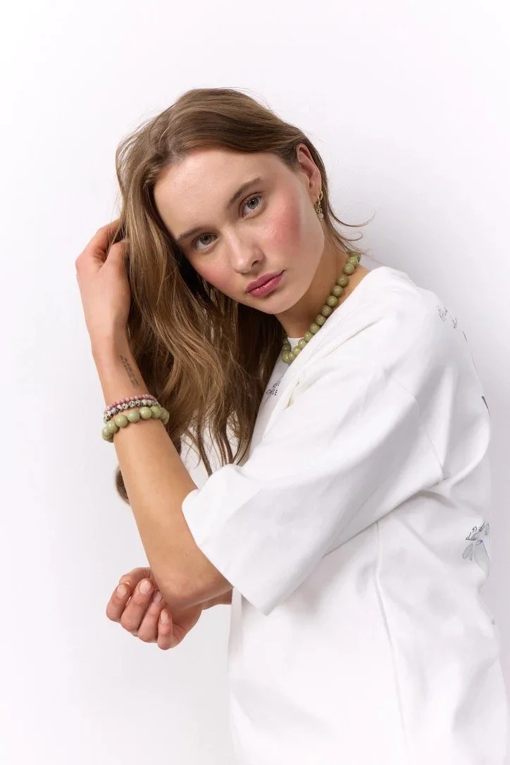 soi_copenhagen_armband_petite_rhodonit.jpg