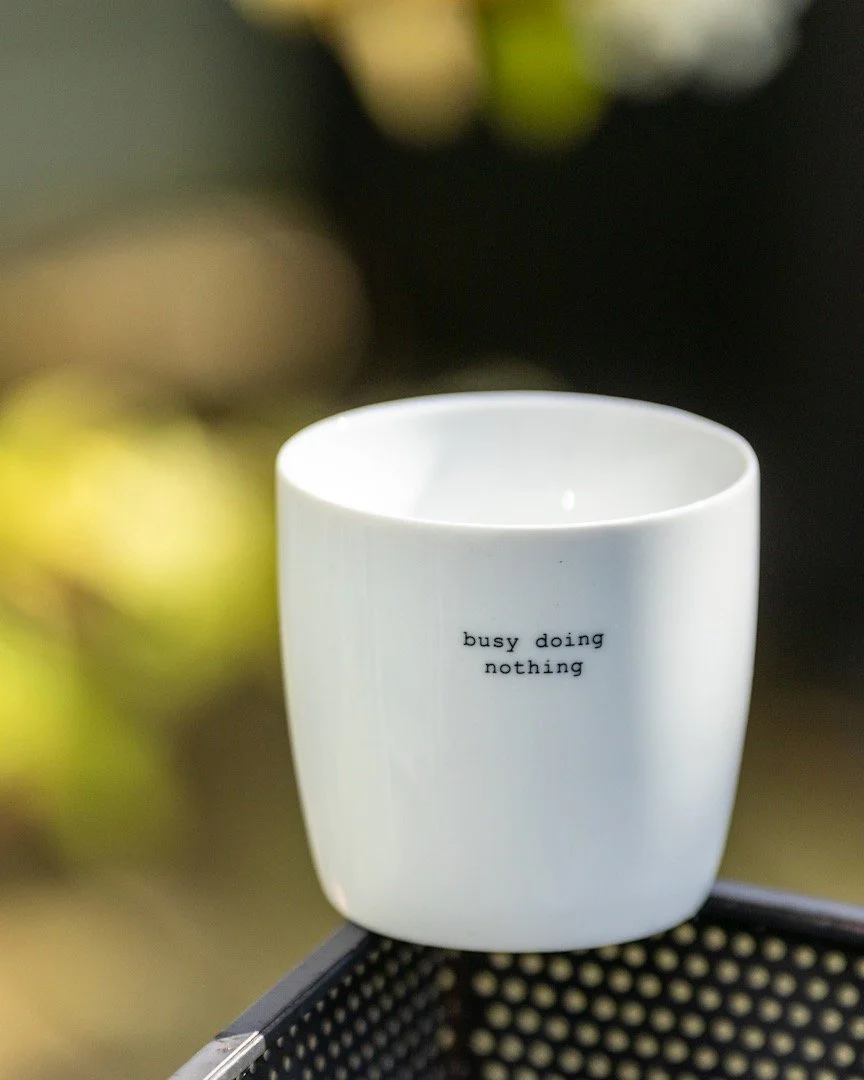 soegne_home_tasse_weiss_busy_doing_nothing _4.jpeg