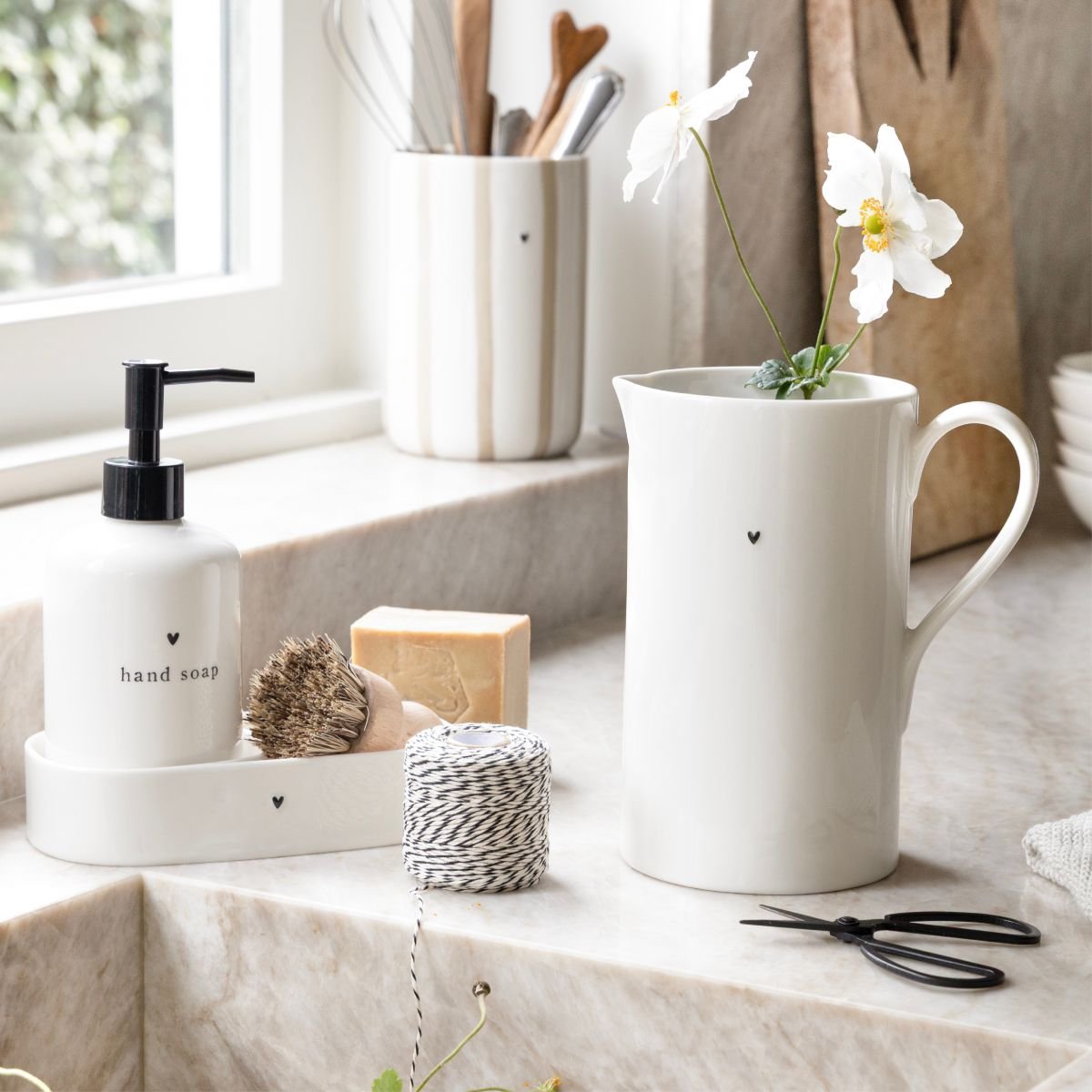 Bastion Collections Untensil Box Aufbewahrung Keramik Natur Weisse Streifen.jpg