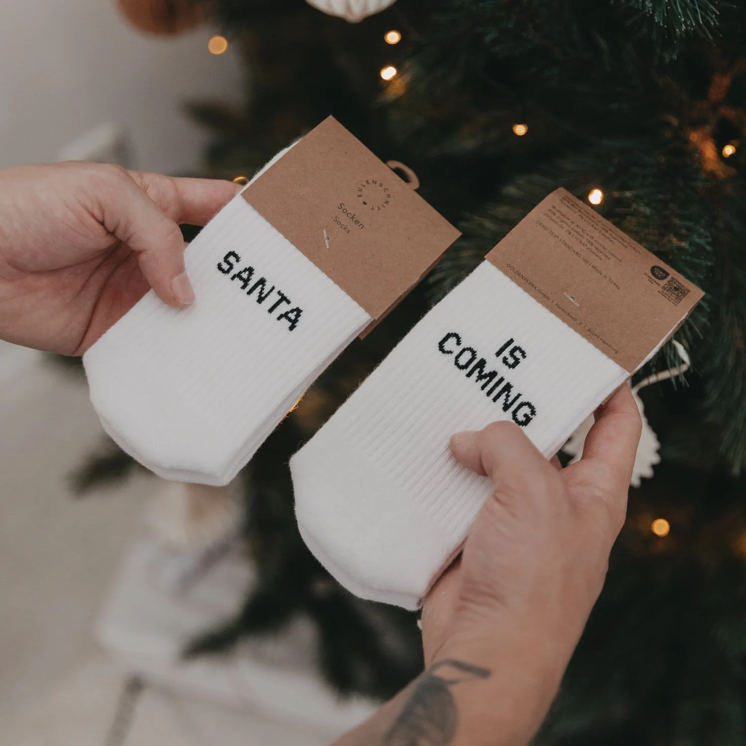 eulenschnitt_socken_weiss_santa_is_coming_santa_9.jpg
