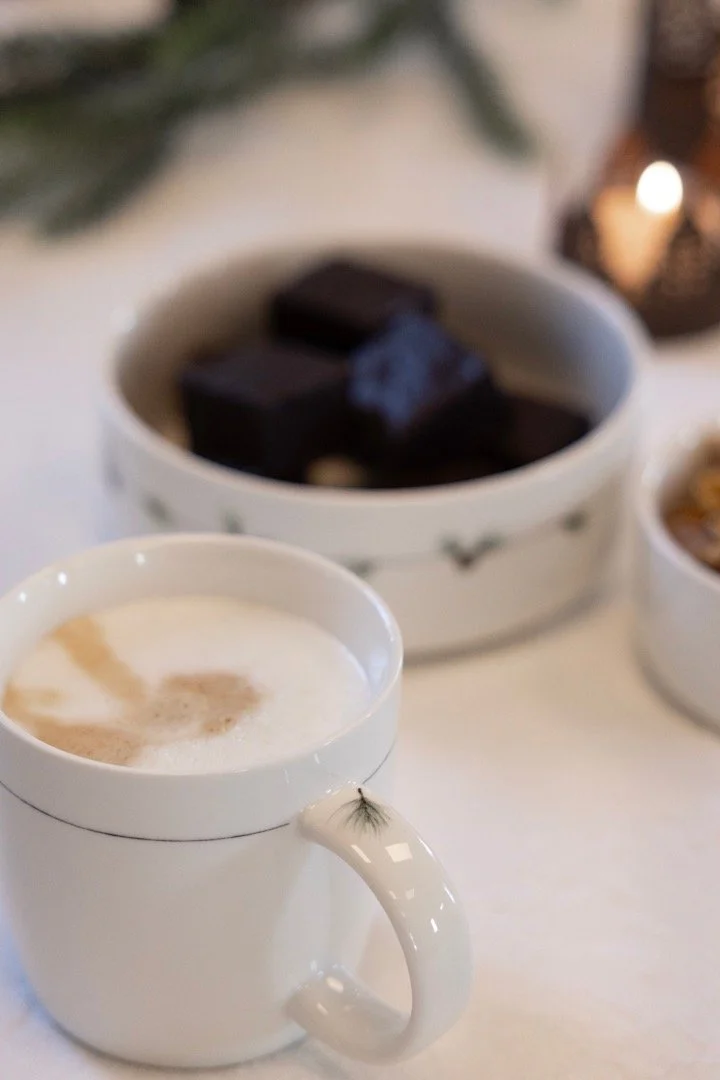 soegne_home_tasse_weiss_weihnachten_schneemann_2.jpeg