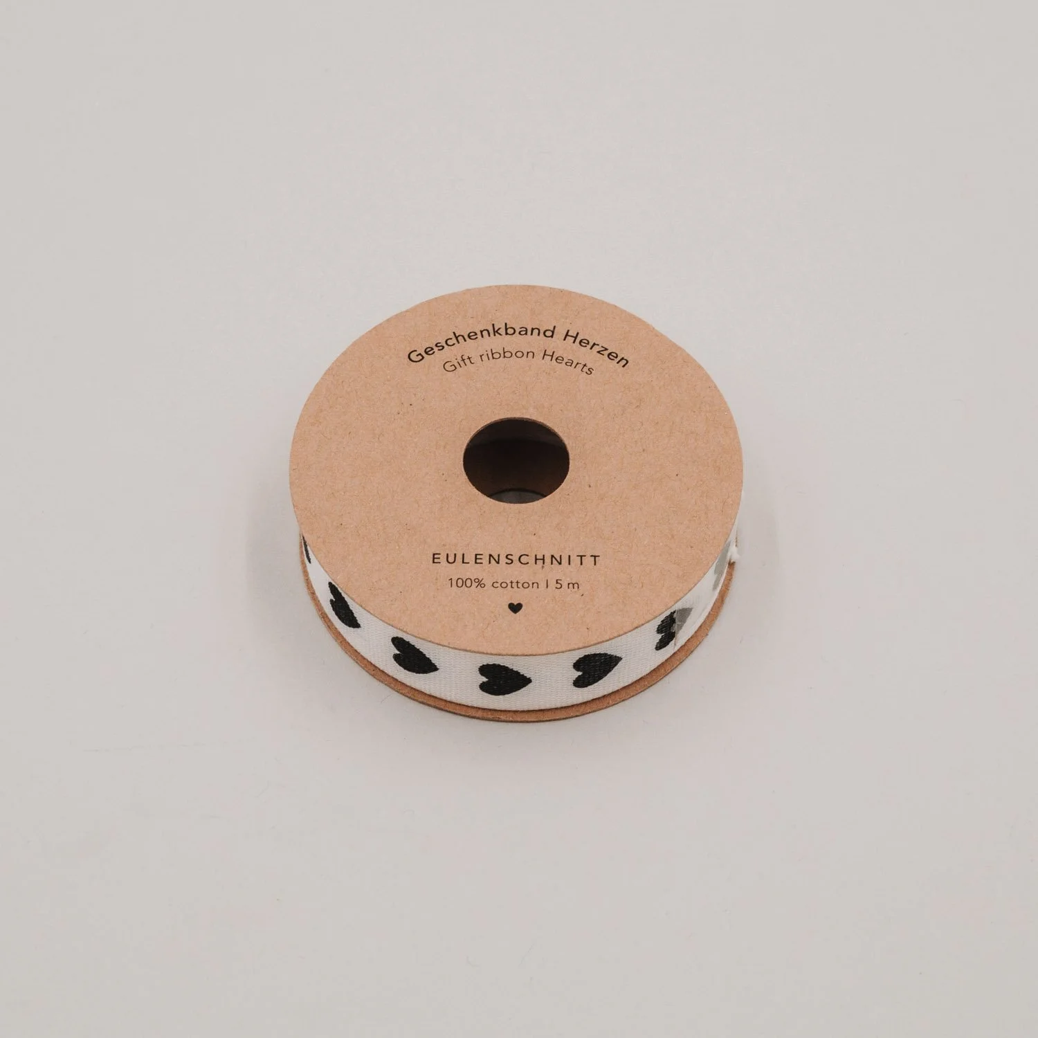 Eulenschnitt_Geschenkband_5m_herzen_photocredits_eulenschnitt_6.jpg