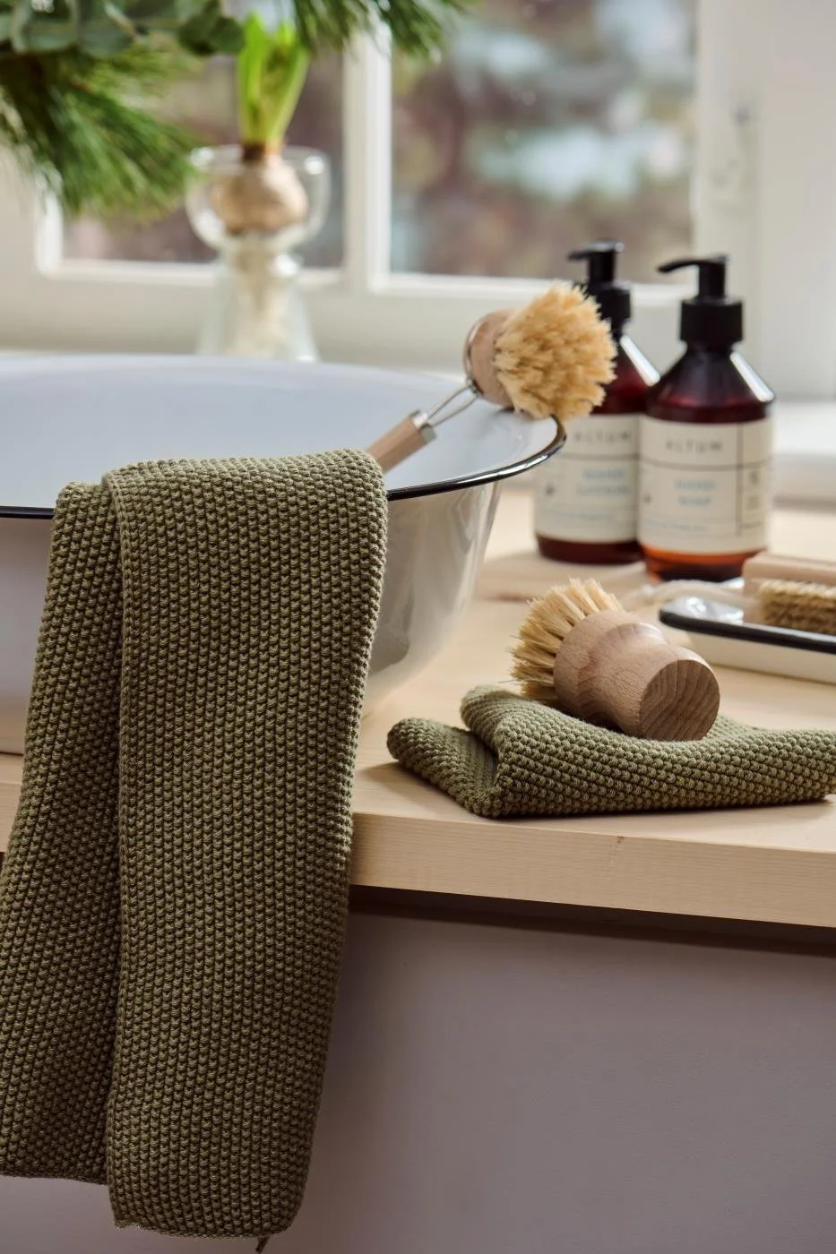 ib_laursen_spuellappen_mynte_gestrickt_salbei_gruen.jpg