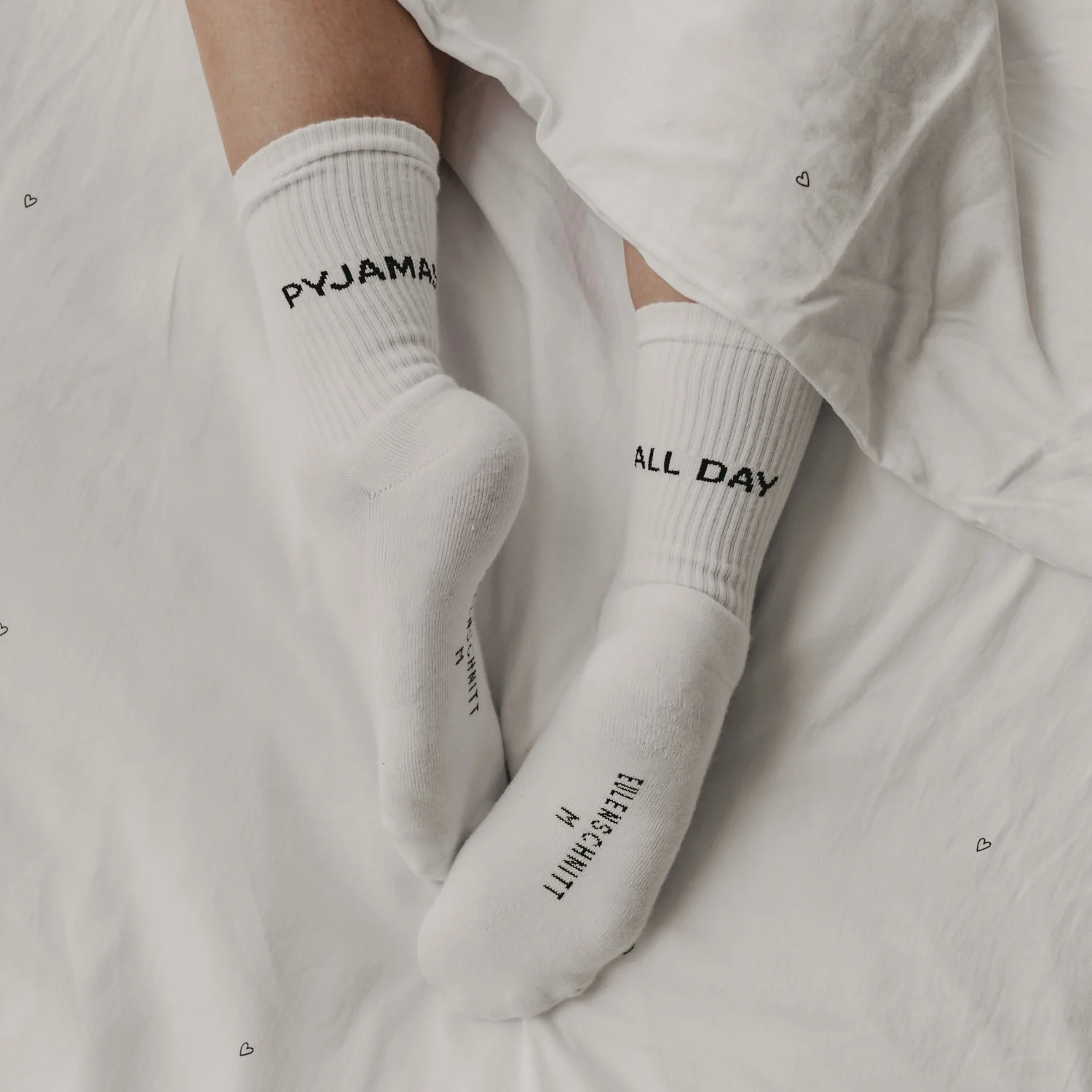 Eulenschnitt_Socken_pyjamasallday_photocredits_eulenschnitt_7.jpg