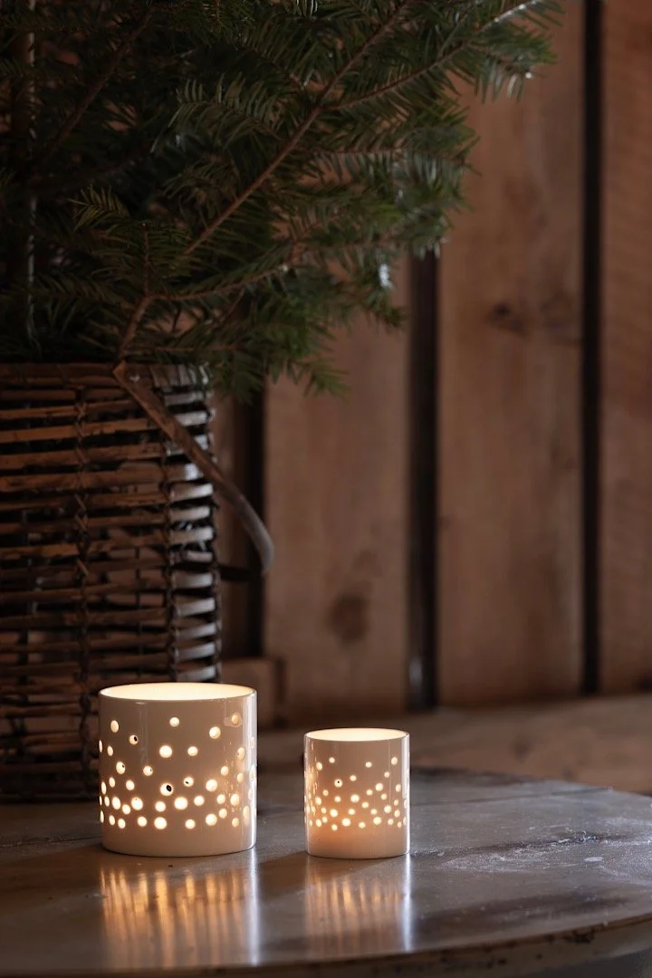 soegne_home_kerzenhalter_dots_teelicht_weiss_4.jpeg