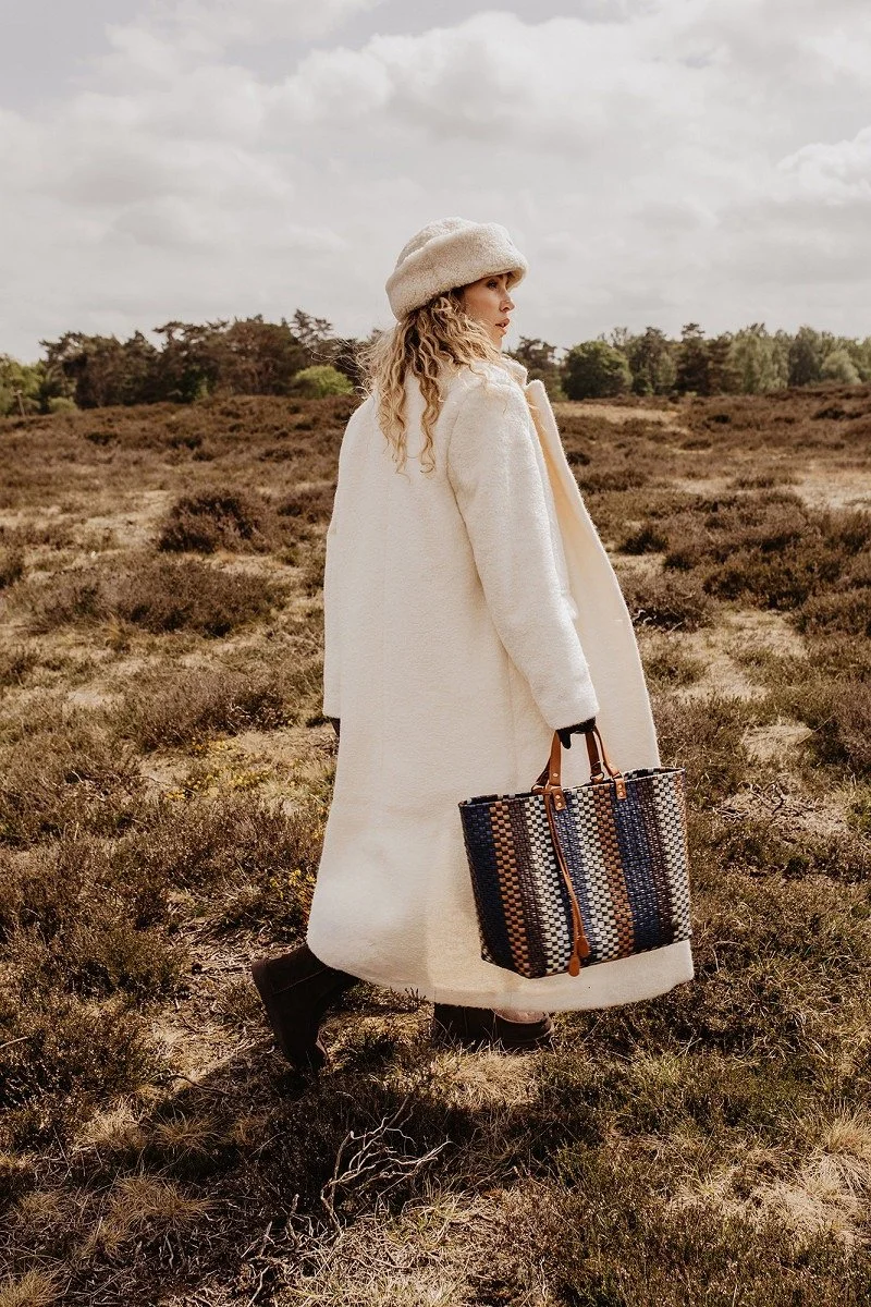 handed_by_shopper_harper_sienna_mix_3.jpeg