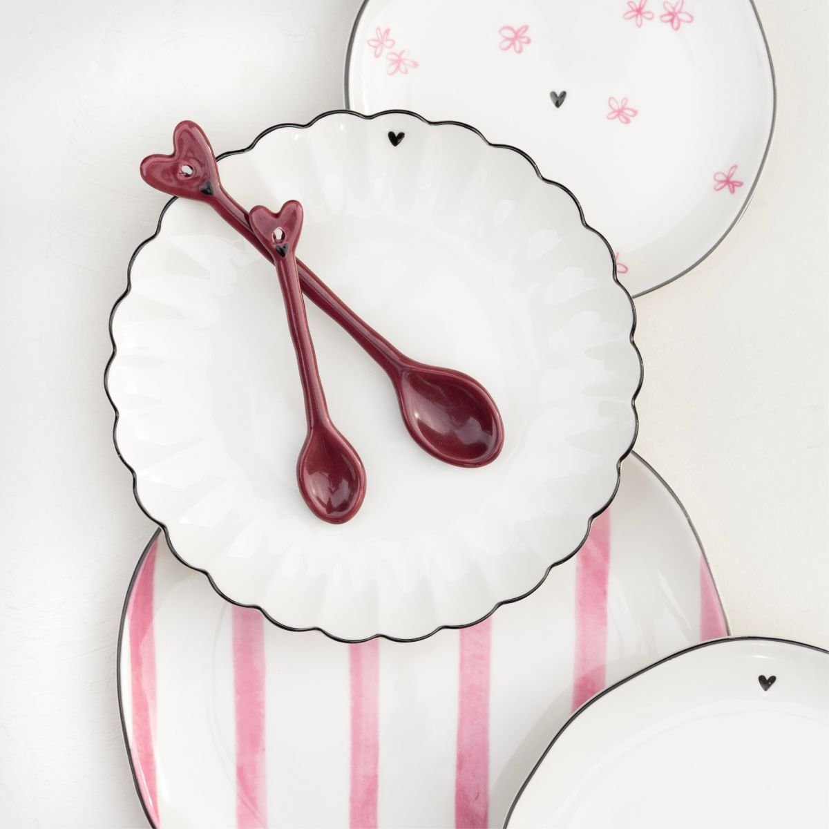 Bastion Collections Sideplatez kleiner Teller 13 cm rosa Bluemchen.jpg