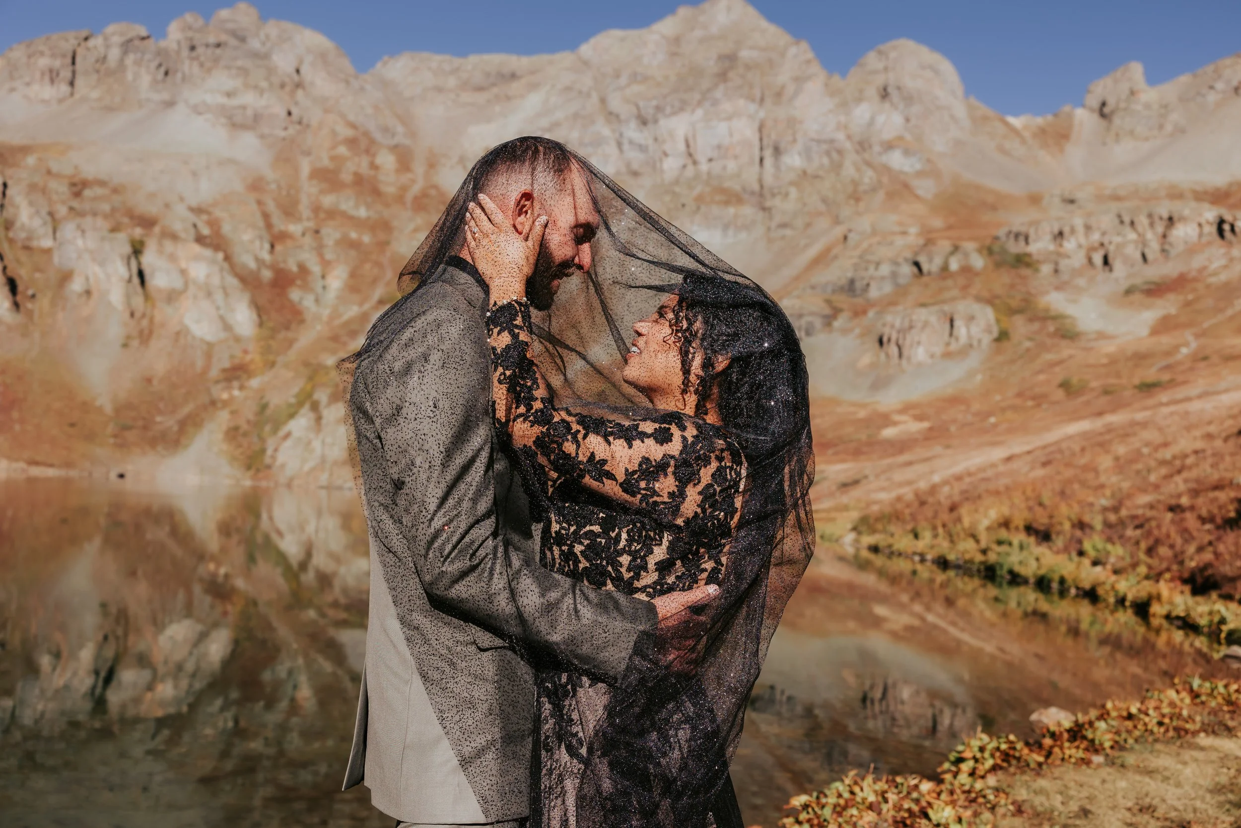Heusinkveld-Elopement-Portraits-82.jpg