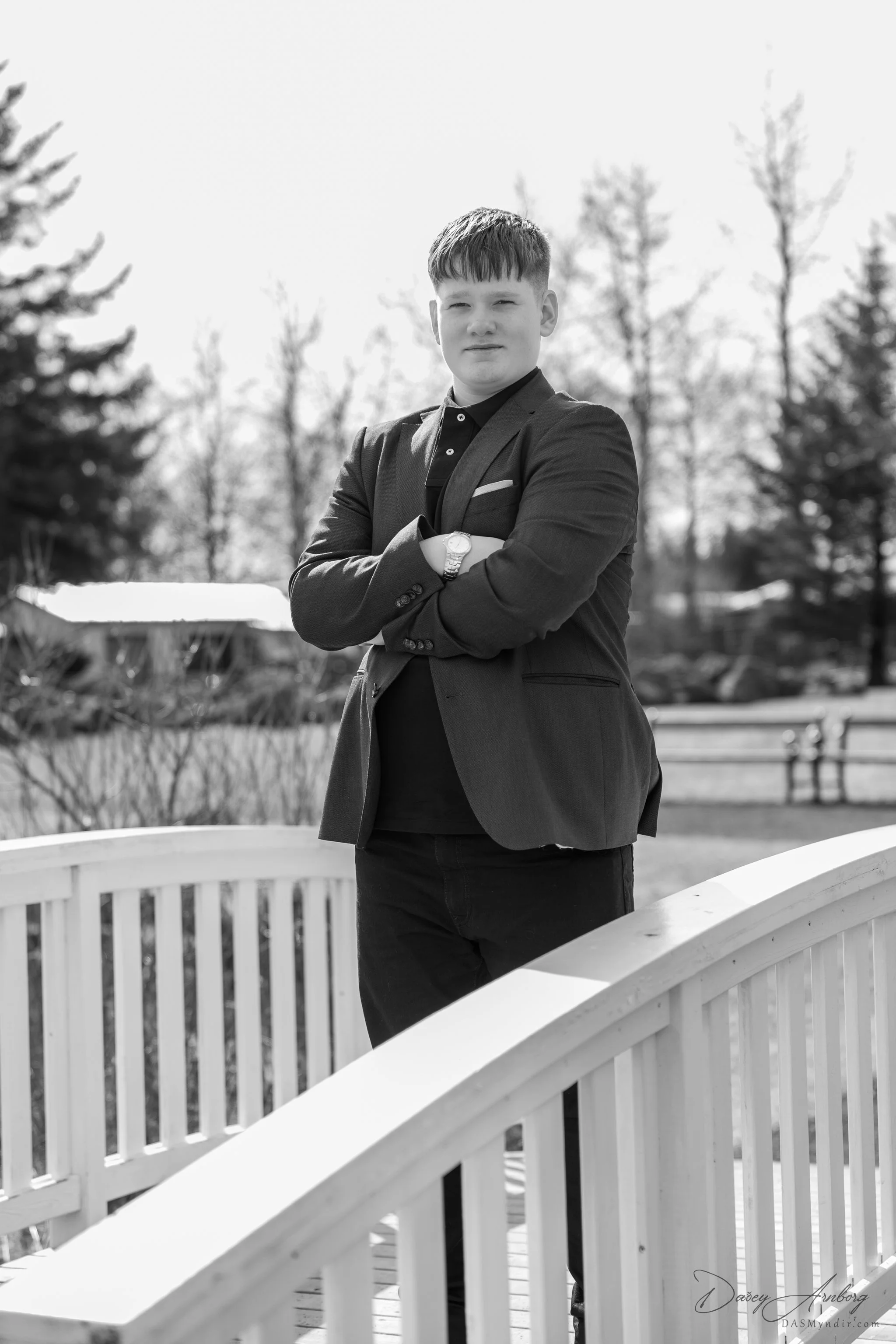 Júlíus Elfar -SKJÁupplausn-4-2.jpg