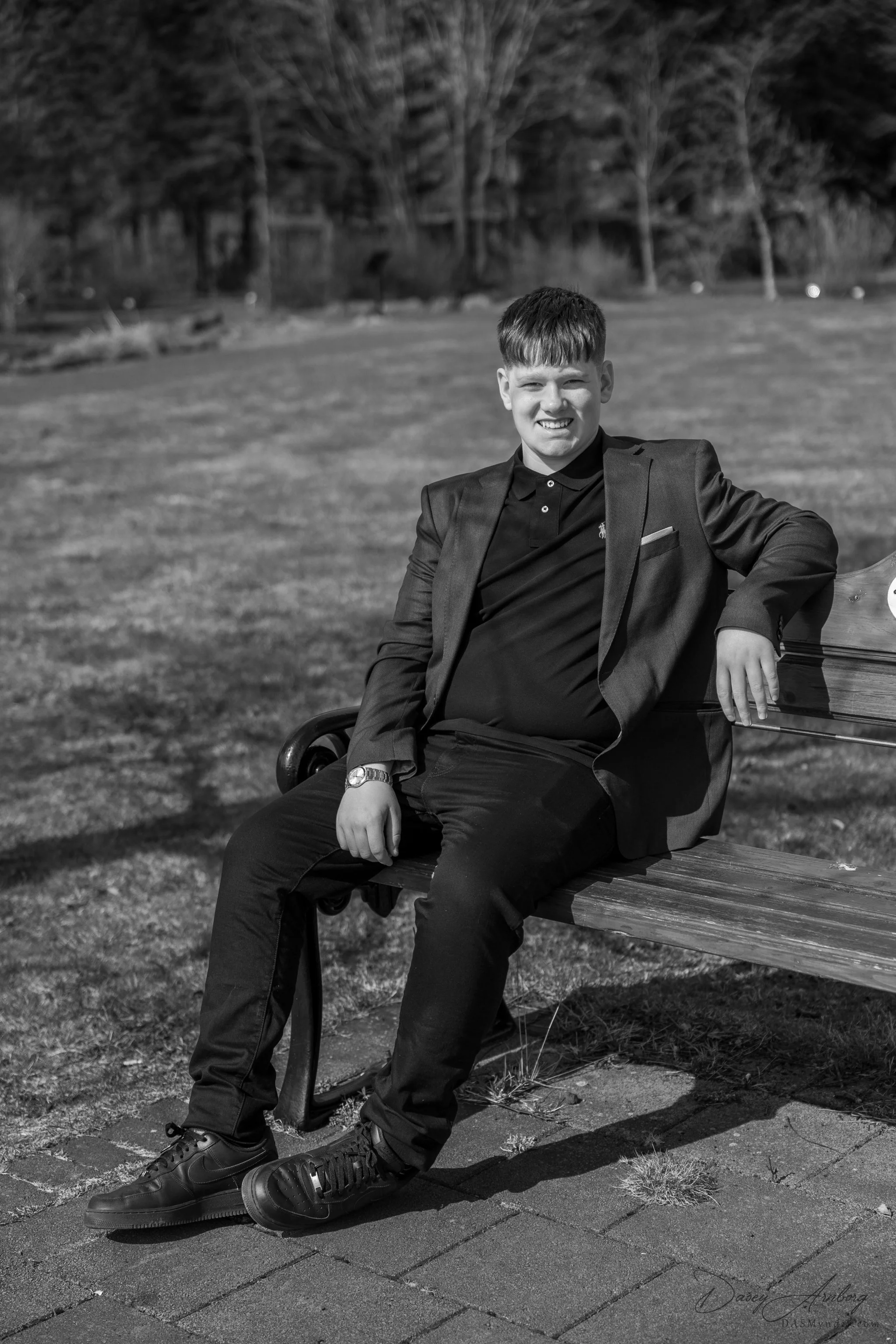 Júlíus Elfar -SKJÁupplausn-6-2.jpg