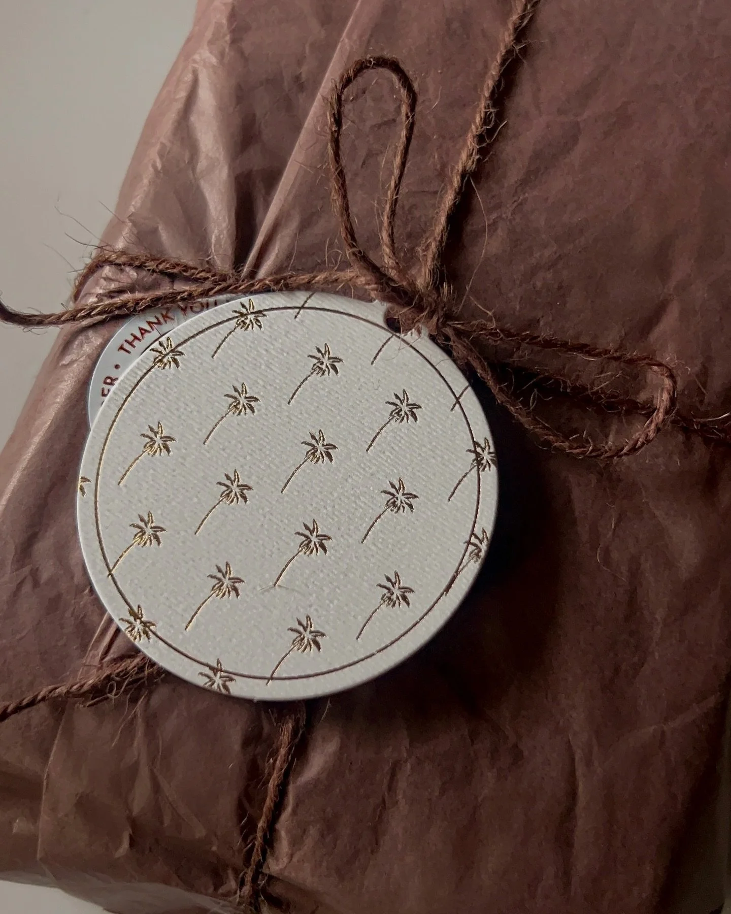 POV: Parcels on their way to you ✨
Sustainable eco-friendly wrapping as always 🤎