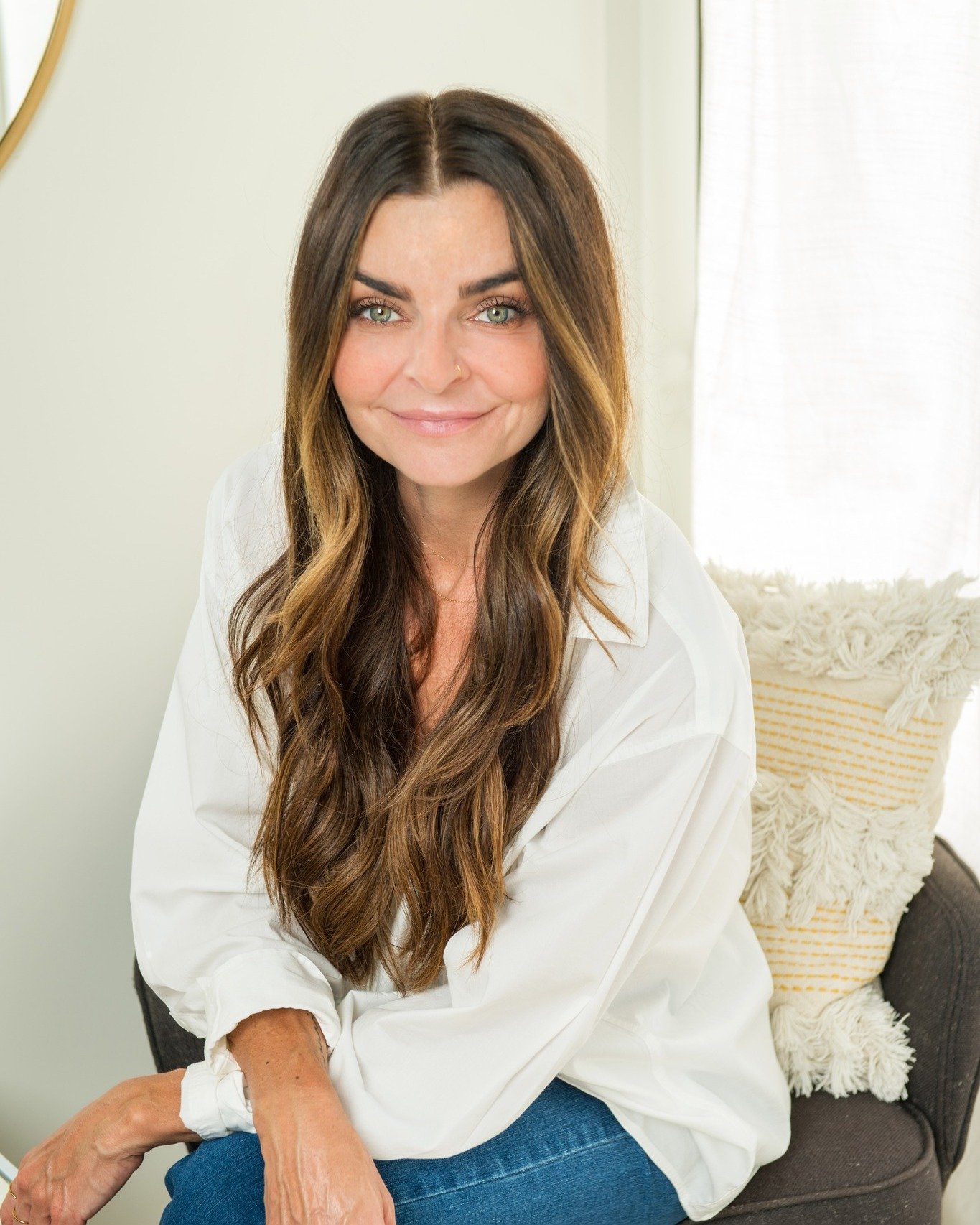 Feeling like you can't get a grasp on the dryness? Not enough exfoliation and moisturizer out there to help? 

Come hook up to a hydration IV while enjoying a hydrating facial. Hydrate your cells directly and experience immediate moisture and plumpne