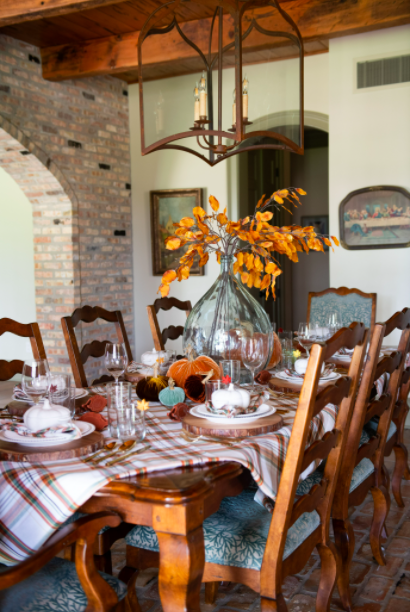 FALL in Love with this Thanksgiving Tablescape