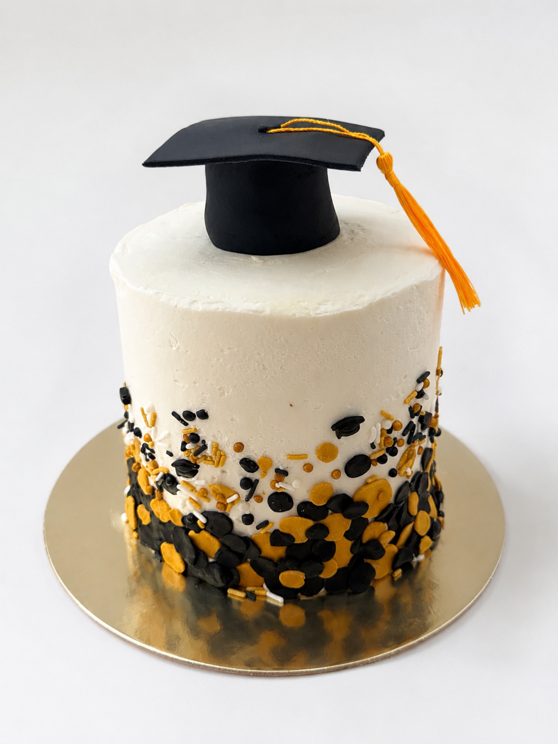 black and white and gold elegant graduation cake