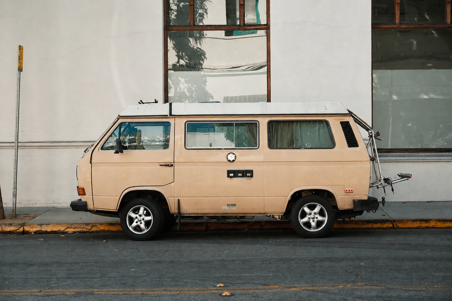 Van_1.png