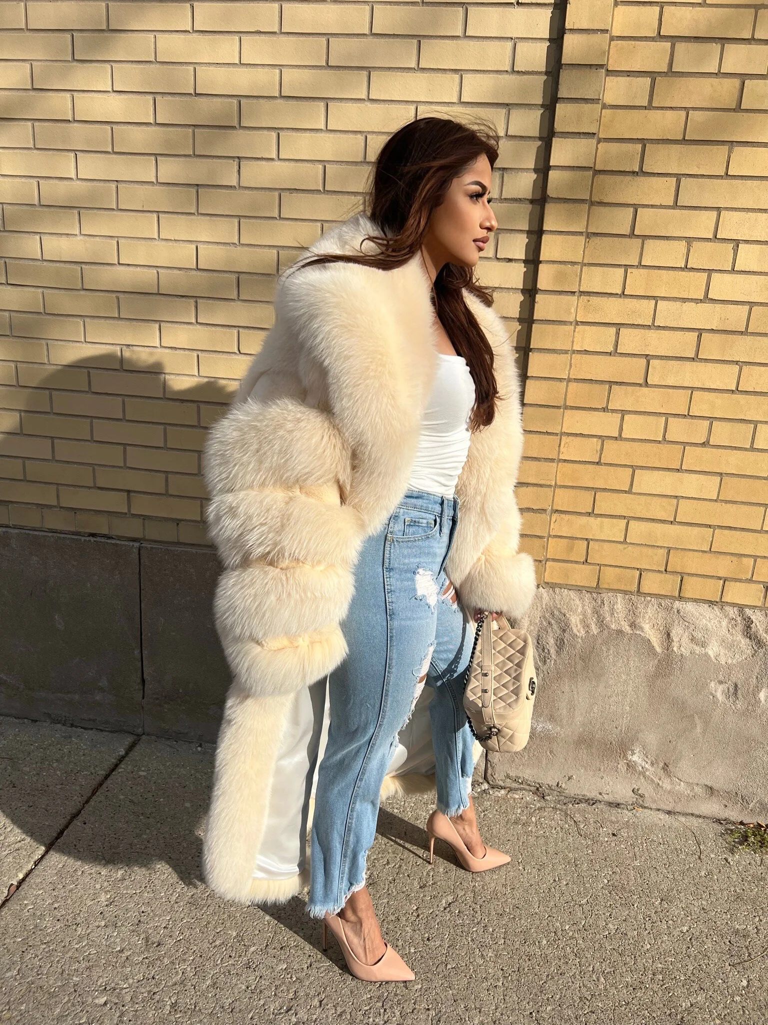 9774DF18-B44F-4E8D-8819-B59F7ECD67A0