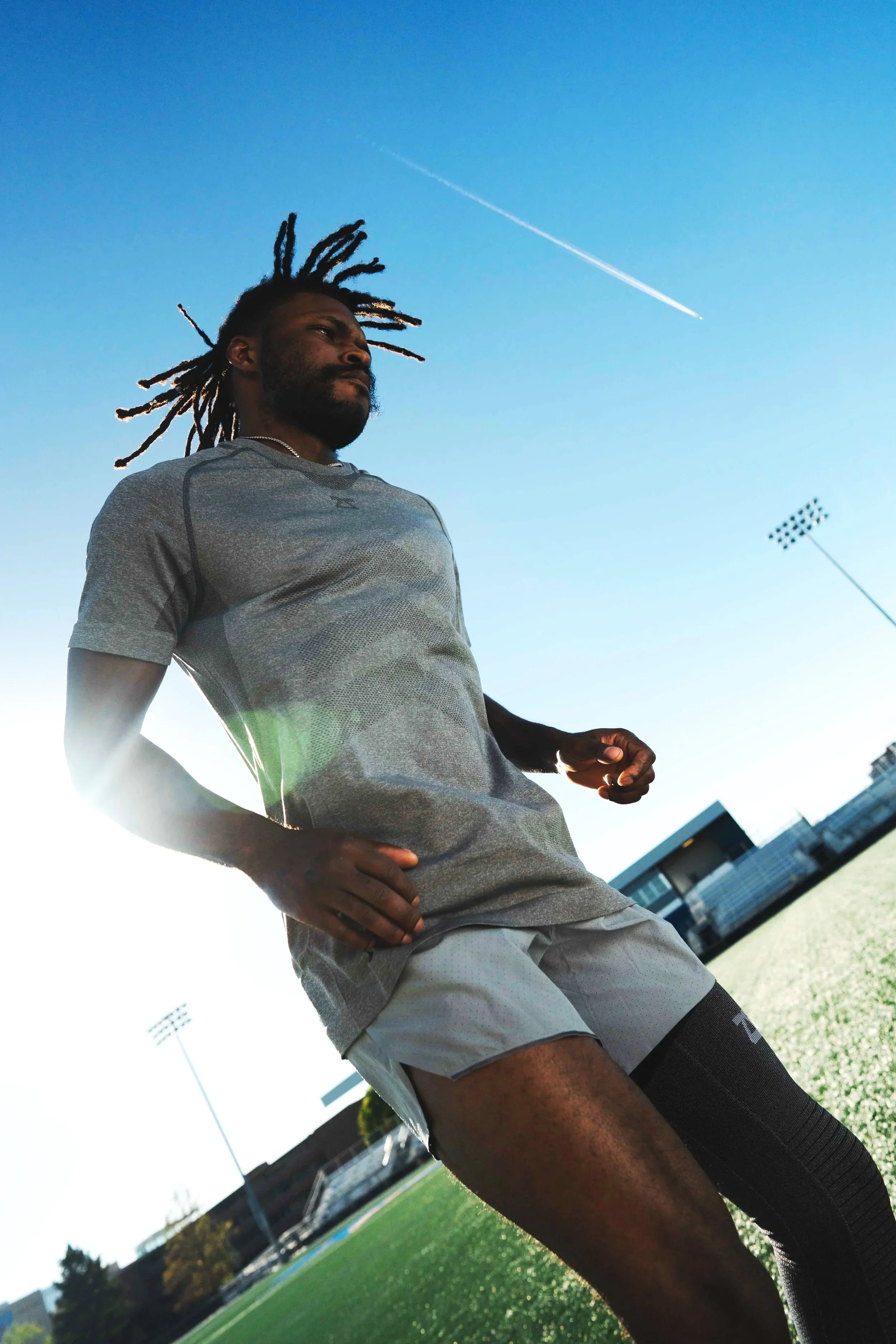 male_training_outdoor_track_field_dreads_athlete_running--5.jpg