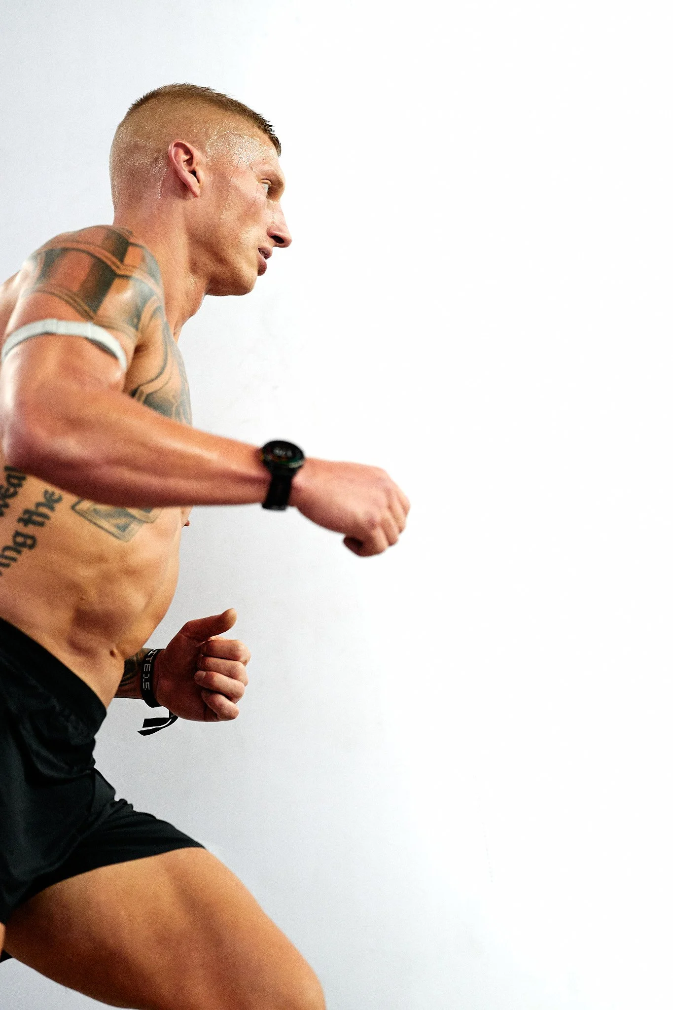 Hyrox_Phoenix_Major_Arena_Athlete_Fitness 5.jpg