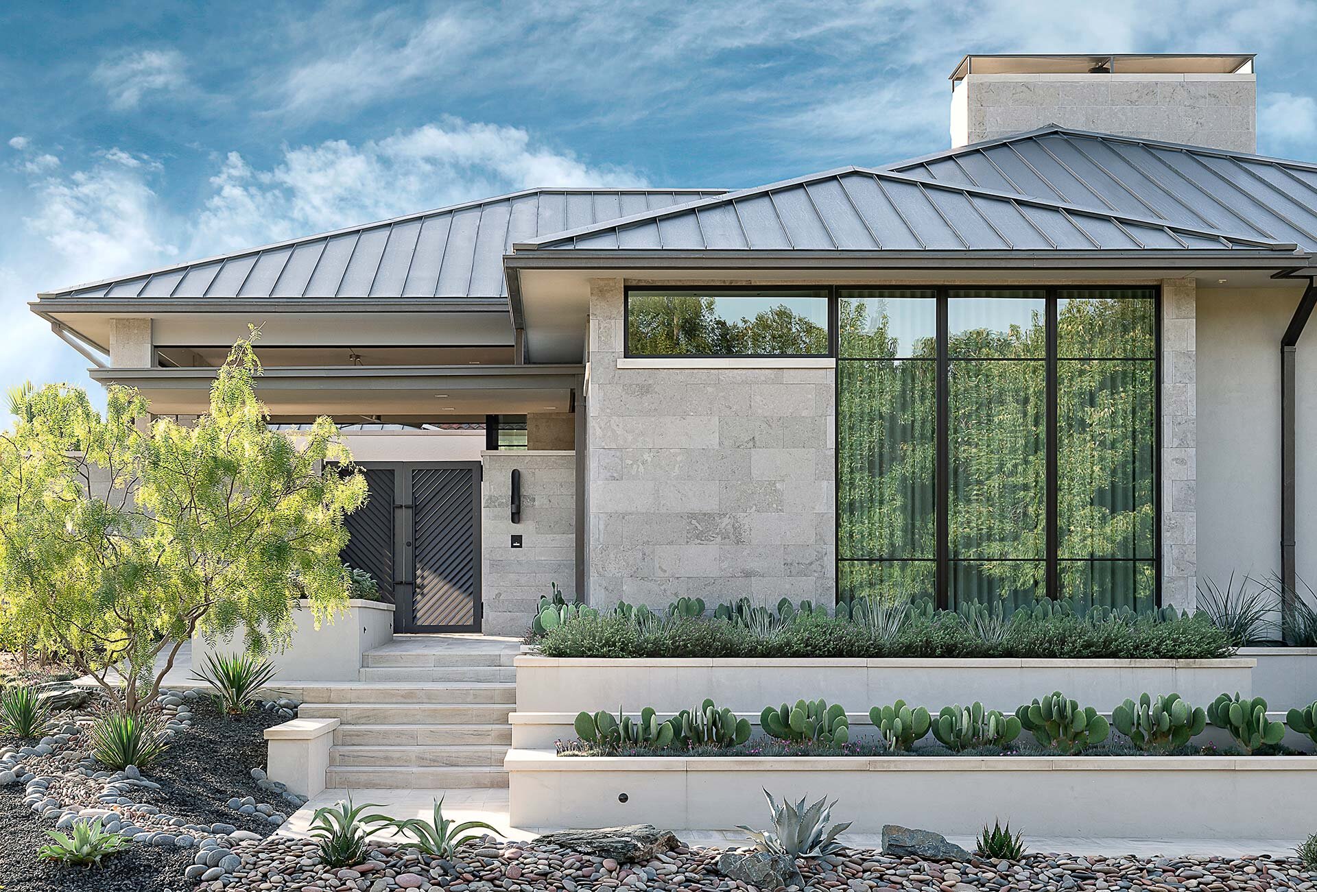  Modern comfortable contemporary home in Fort Worth Texas designed by Bernbaum/Magadini Architects featuring maintenance free exterior and landscaping 