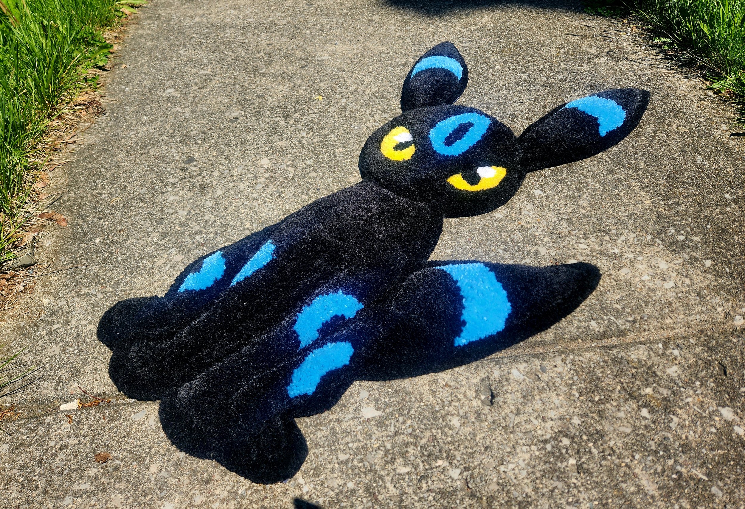 Shiny Umbreon Extra Fluffy Rug Commission Slot