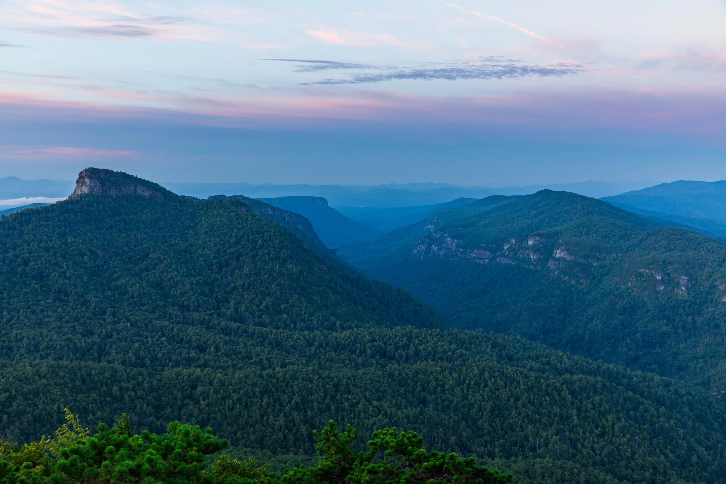 Linville Gorge from hawksbill mtn 2026 (4).jpg
