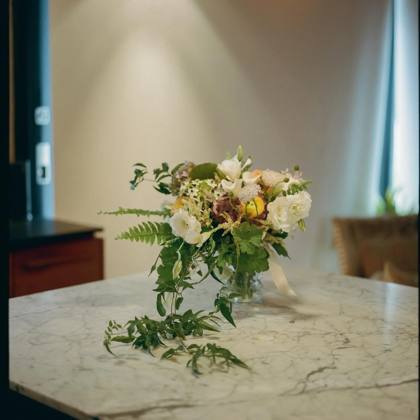#Repost @bethandkenziephoto
・・・
Surrounded by their closest friends and family, ocean views, paella, tambourines &amp; donuts on the dance floor 🤍 Sam &amp; Matt&rsquo;s intimate wedding was fun and beautiful! 
.
.
.
.
.
.
.
.
#santabarbaraweddingph