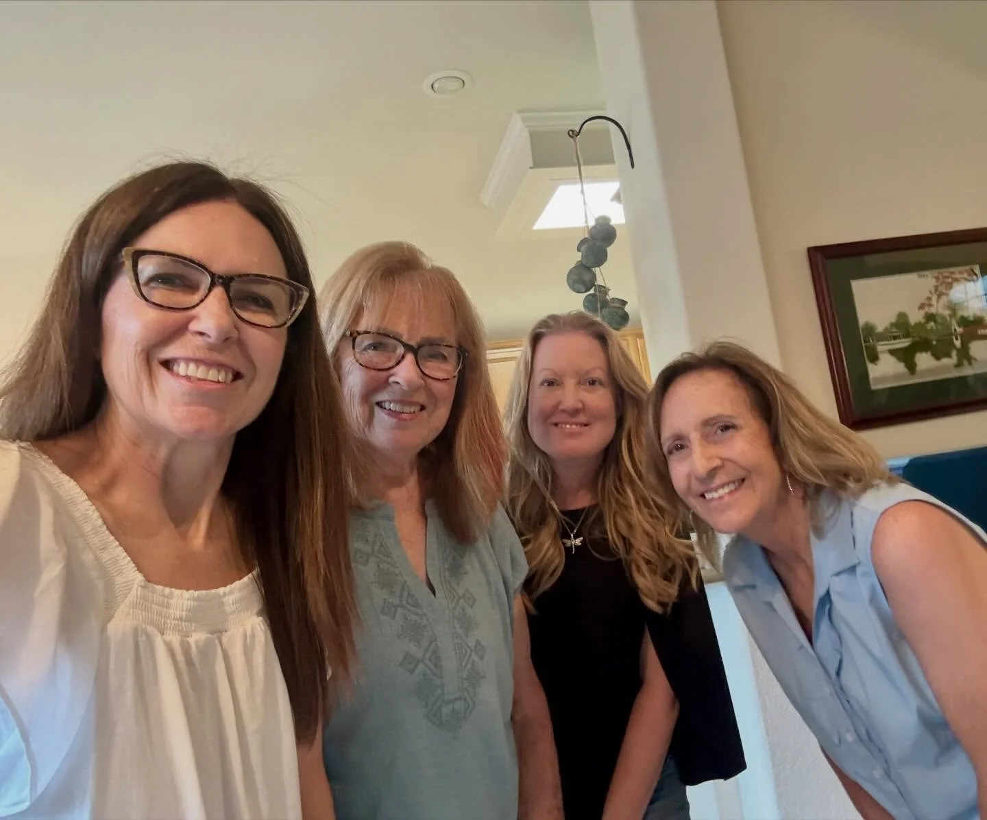 &ldquo;Lupper&rdquo; #2 in the books. We had a tasty Mexican feast starting with mocktails &amp; margaritas. Playing a round of Fact or Crap ending with Tre Leches. We missed Ragan and @vanmallmann (Dede). 
&bull;
&bull;
&bull;
#lupperclub #girlsnigh