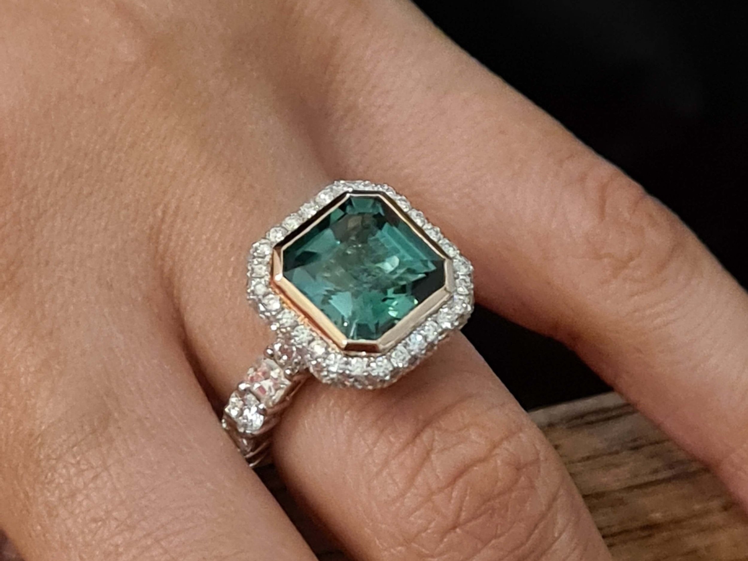 A Guide To Coloured Stone Engagement Rings - Larsen Jewellery