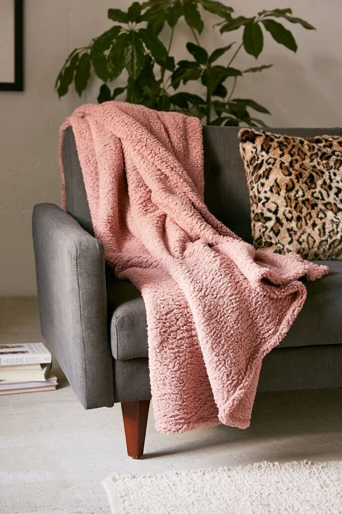 Cozy Fleece Throw Blanket