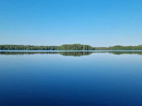 Nautitaan Suomen kesästä, puhtaasta luonnosta ja siististä ympäristöstä.