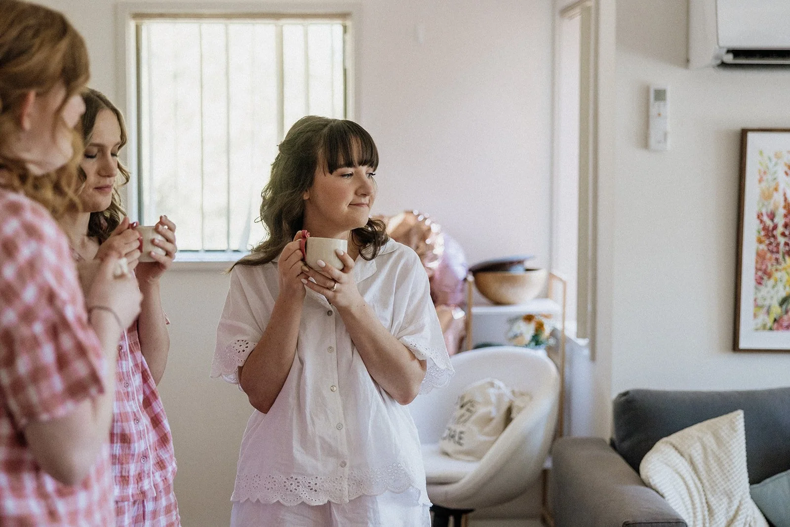 01 AliceShaneBridalPrep-58.jpg