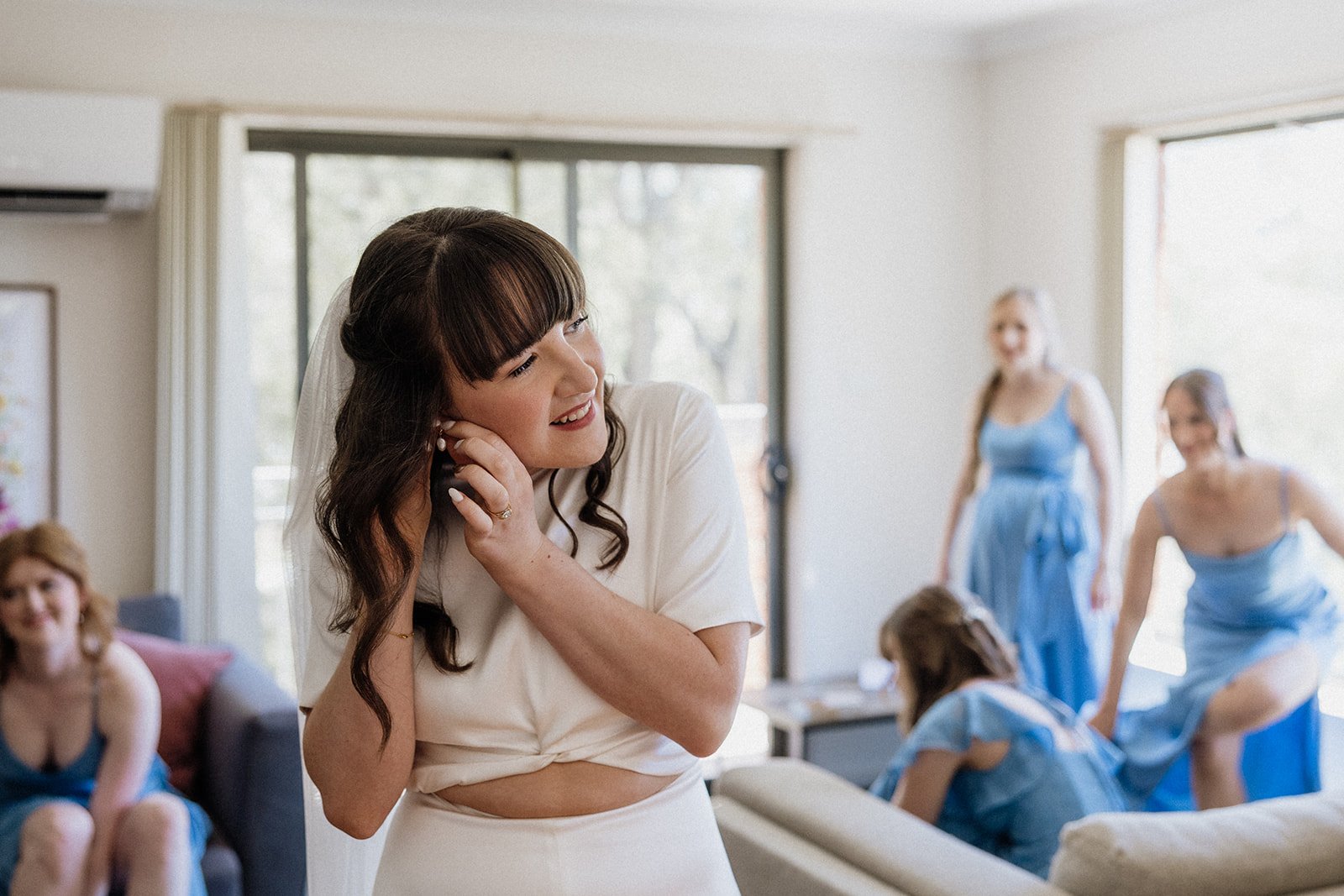 01 AliceShaneBridalPrep-87.jpg