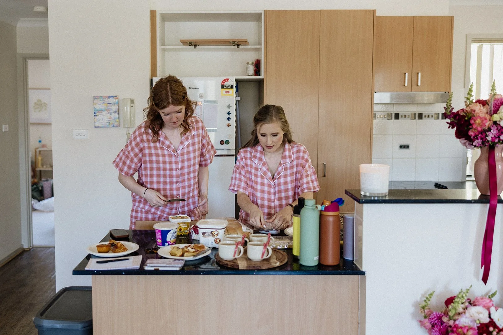 01 AliceShaneBridalPrep-22.jpg