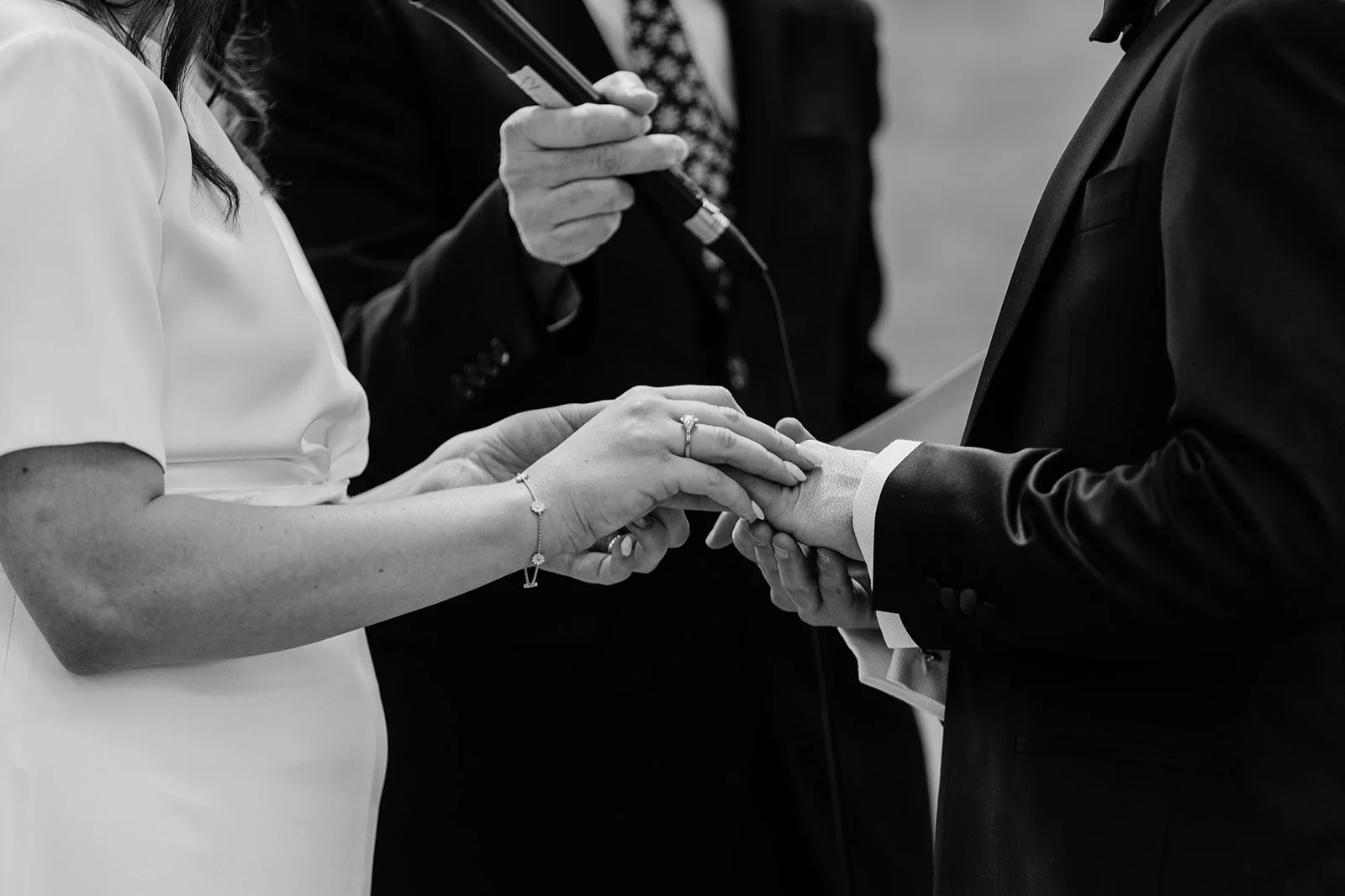 03 AliceShaneCeremony-143.jpg