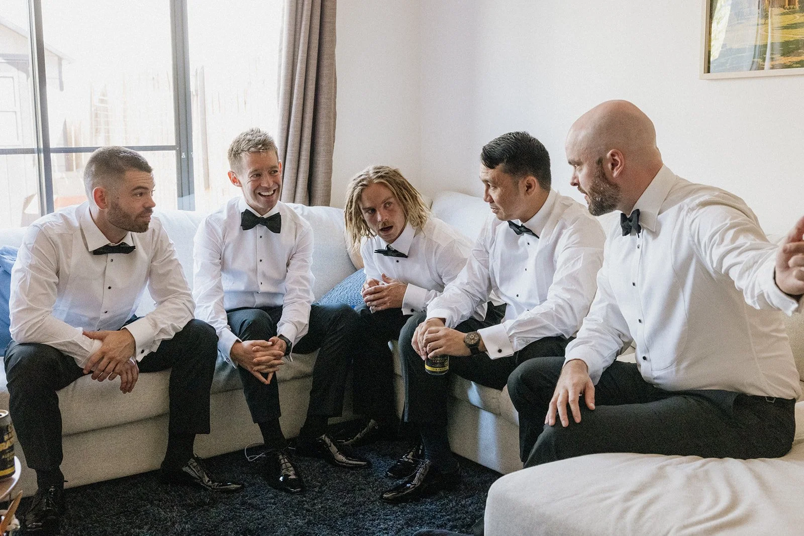 02 AliceShaneGroomPrep-46.jpg