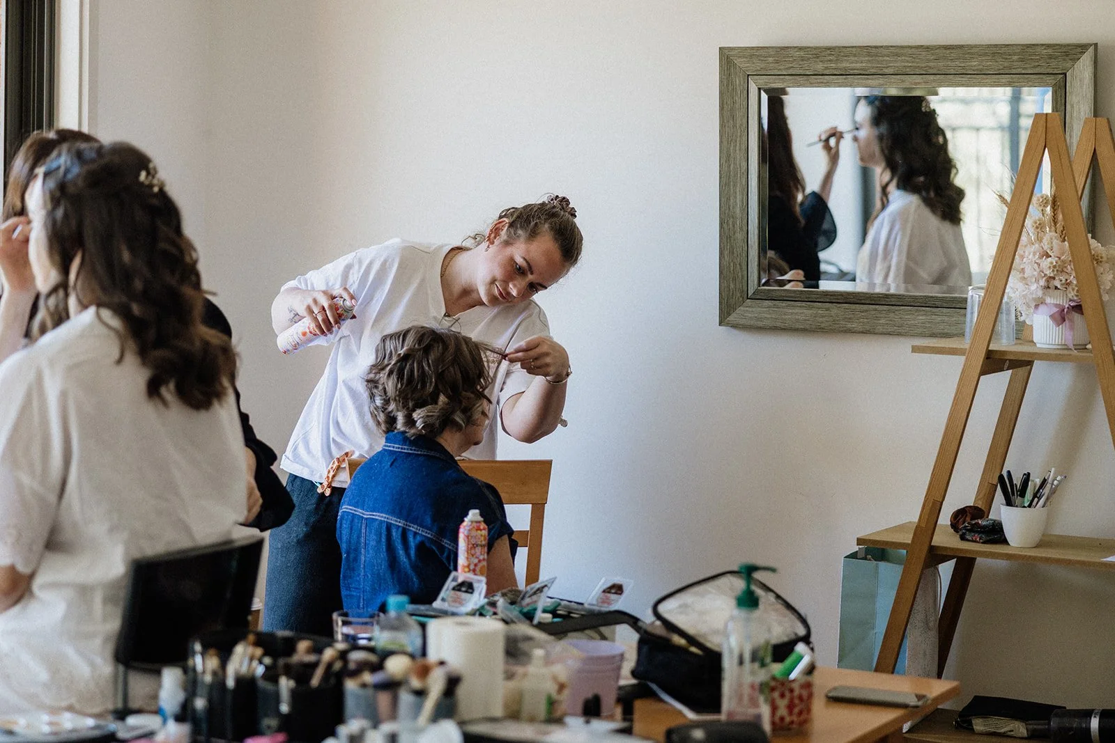 01 AliceShaneBridalPrep-26.jpg