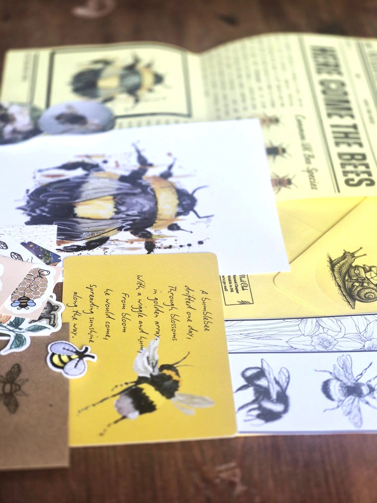Art MAIL CLUB Gift Set – March Yellow Bumble Bee Edition | A5 Print, Stickers, Scrapbooking Supplies, Monthly Box | goodies envelope