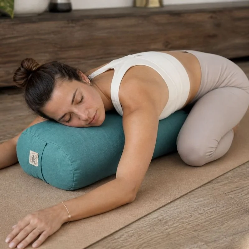 bolster-yoga-lin-pétrole.jpg