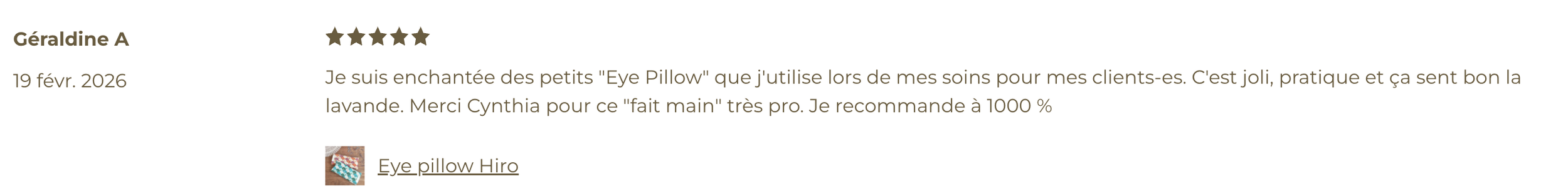 Avis positif pour un coussin apaisant à l'huile essentielle de lavande, accompagné d'une photo du produit et du lien vers la boutique.