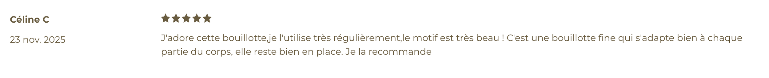 Avis positif pour une bouillotte en forme de cœur, avec une note de cinq étoiles, écrit en français.