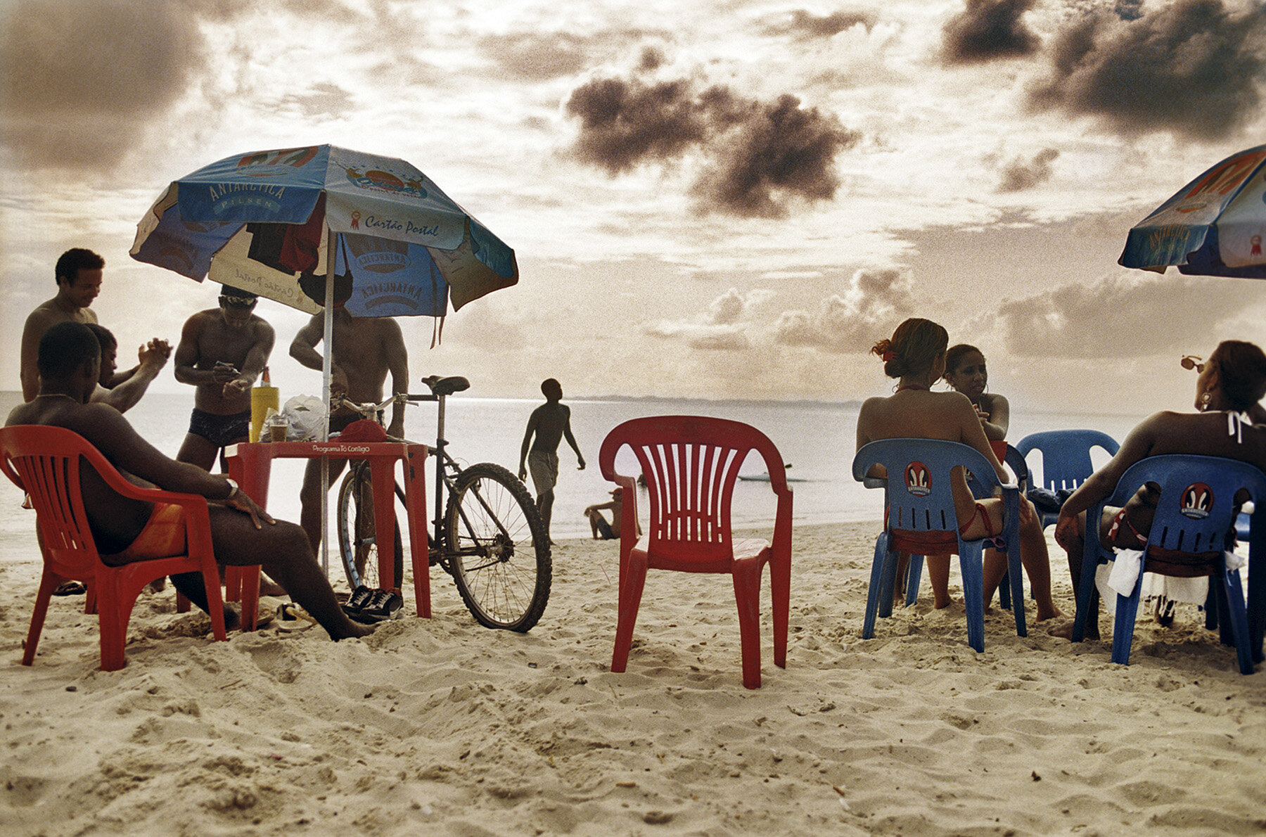  La même plage un peu plus tard… 