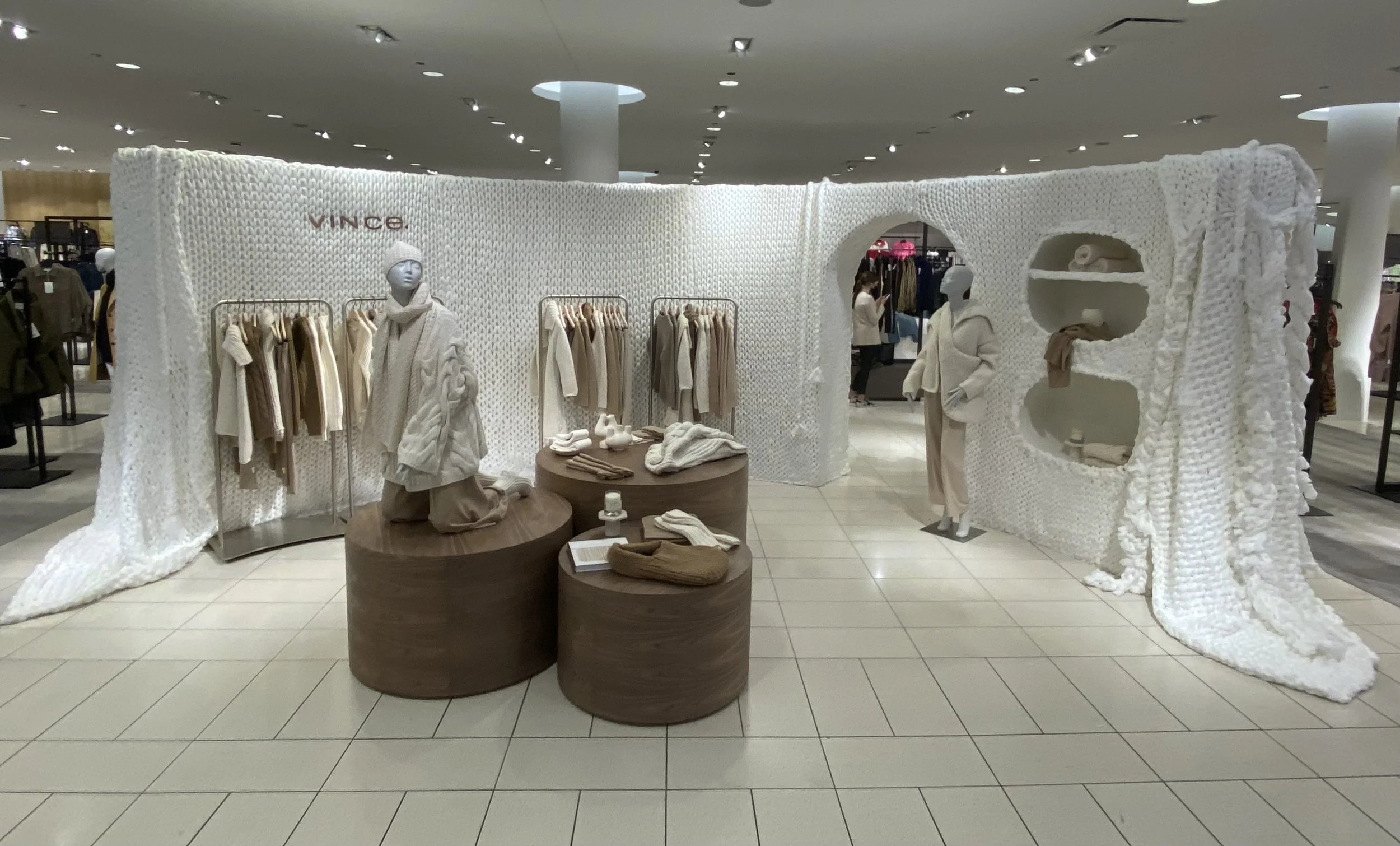 Vince Knit Pop up.
Chicago, IL