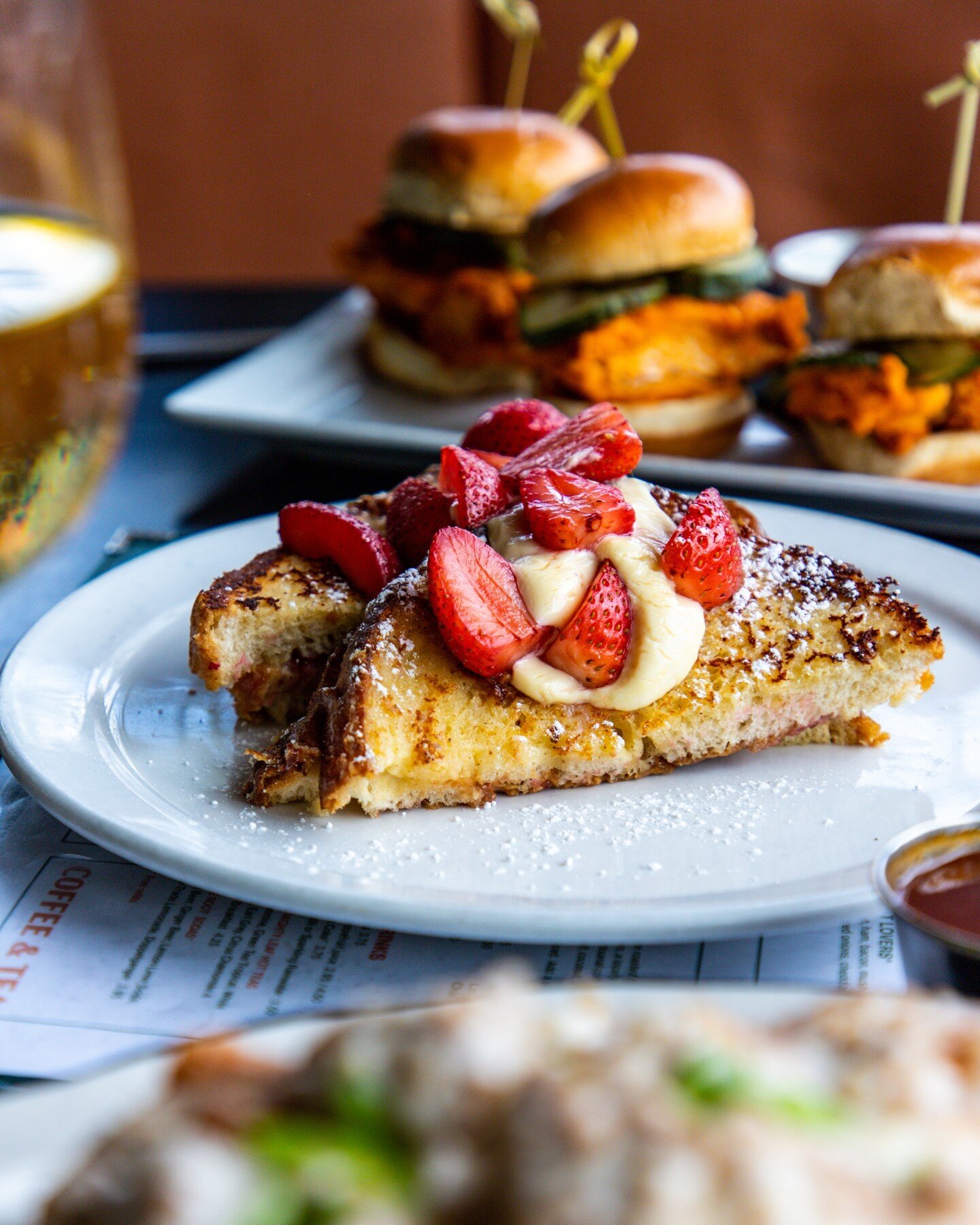 Top off your weekend with fresh Berries &amp; Citrus Cream when you order 𝗣𝗕&amp;𝗝 𝗙𝗿𝗲𝗻𝗰𝗵 𝗧𝗼𝗮𝘀𝘁 any time of day! 🍓🍞

#FrenchToast #PB&amp;J #SweetToothe #ClassicCombo #AustinBreakfast #ATXDiner #SupportLocal #AustinFoodie #24Diner