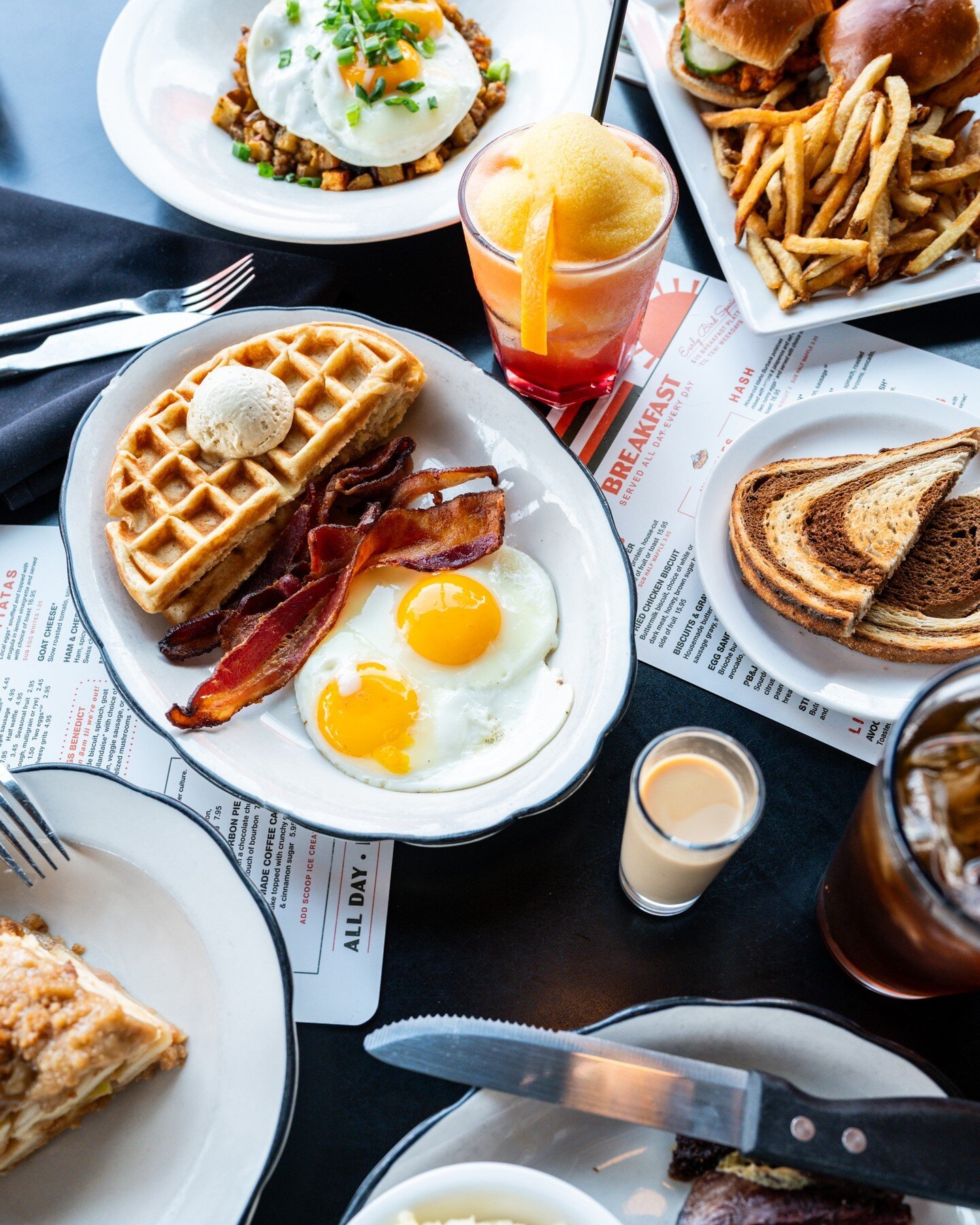 We've been serving Brunch seven days a week for fifteen years &mdash; why trust anyone else with your Waffles?! 🥂🧇

#24Diner #LamarBlvd #BelgianWaffles #YeastRisen #BreakfastAllDay #ATXBrunchAustin #AustinDiners #AustinFoodie