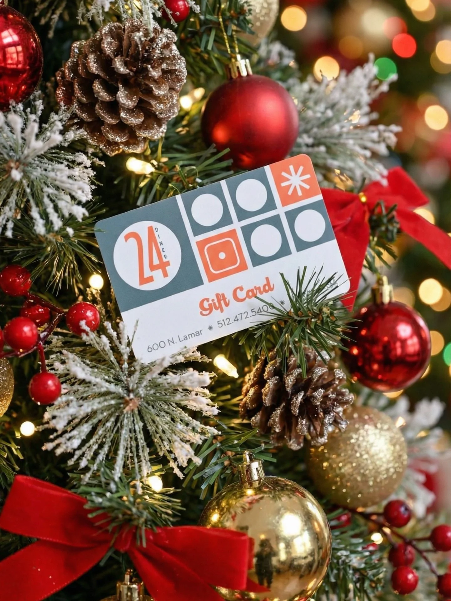 &rsquo;Tis the season for giving&hellip; and getting. 🎄

24 Diner gift cards = the perfect stocking stuffer! Treat someone you love.

#HolidayGifting #StockingStuffers #ATXLocal #GiftCardsForAll #BonusCard #AustinEats #HolidaySeason #24DinerATX

Lin