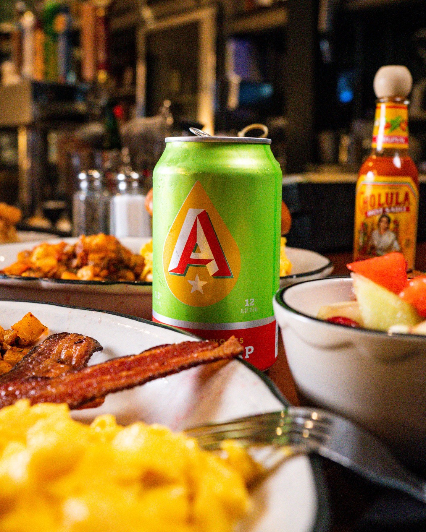 Your Thursday reminder: Happy Hour, every weekday, 3pm&ndash;7pm. That&rsquo;s four hours of happy at the corner of 6th &amp; Lamar. 🍻

$4 Austin Beerworks Drafts &amp; Cans &middot; $5 House Wines &middot; $6 Local Drafts &middot; $7 Apps &middot; 