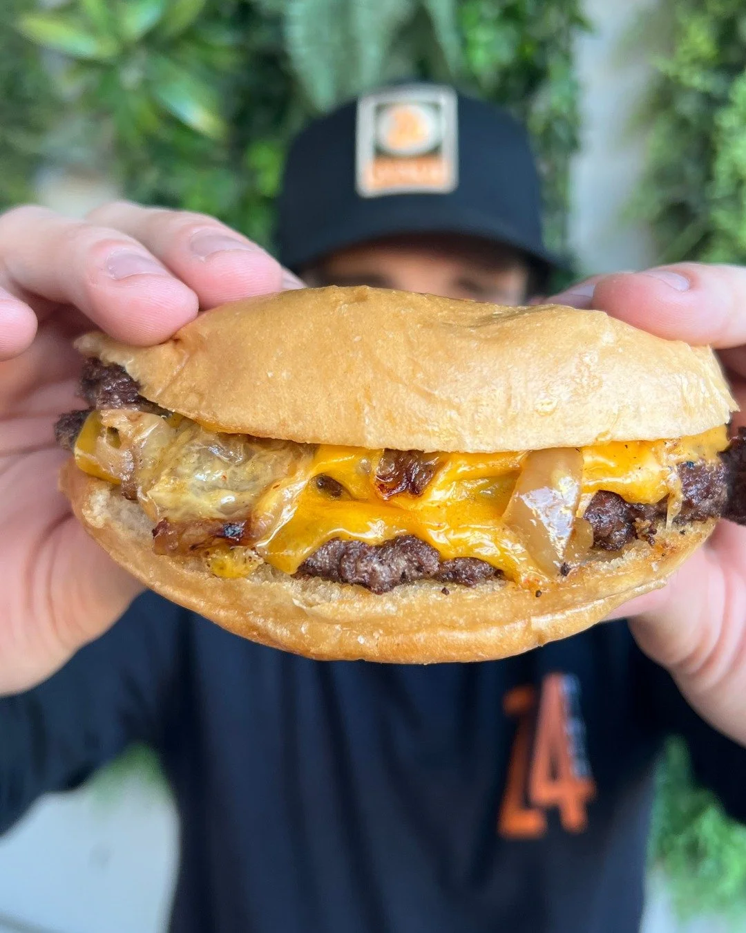Smashing our way through January.

Friendly reminder about our $5 Wagyu smash burgers from midnight&ndash;5am available all late nights.

Made with @RangerCattle Wagyu straight from East Austin!

#24Diner #Smashburger #LateNightEats #ATXEats #BurgerC