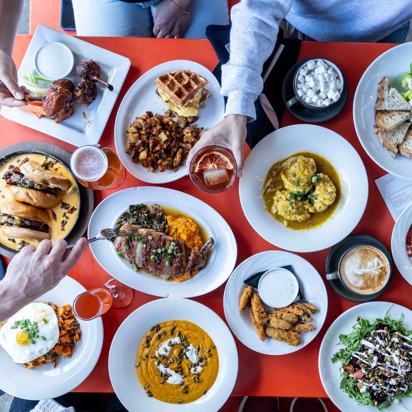 Breakfast for dinner. Dinner for breakfast. We don&rsquo;t make the rules. 

Actually, we do. 

#BreakfastAllDay #24Diner #AustinEats #CoffeeLovers #DinerClassics | breakfast served all day | bottomless coffee | austin diner signature | anytime break